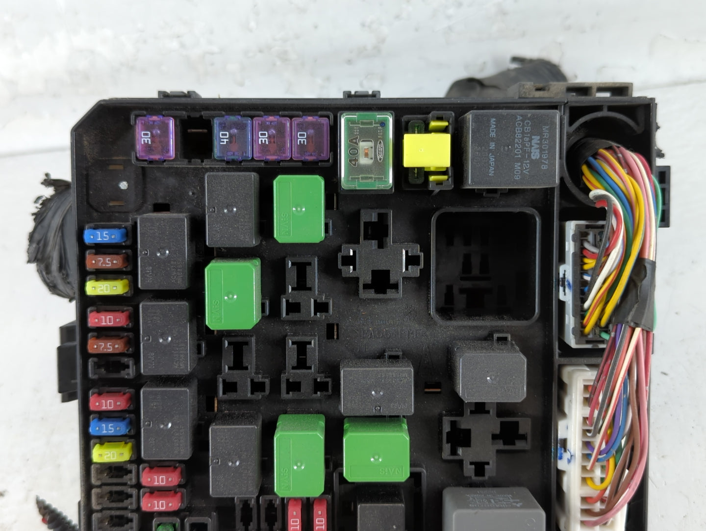 2008-2009 Mitsubishi Lancer Fusebox Fuse Box Panel Relay Module P/N:8565A024 Fits Fits 2008 2009 OEM Used Auto Parts - Oemus