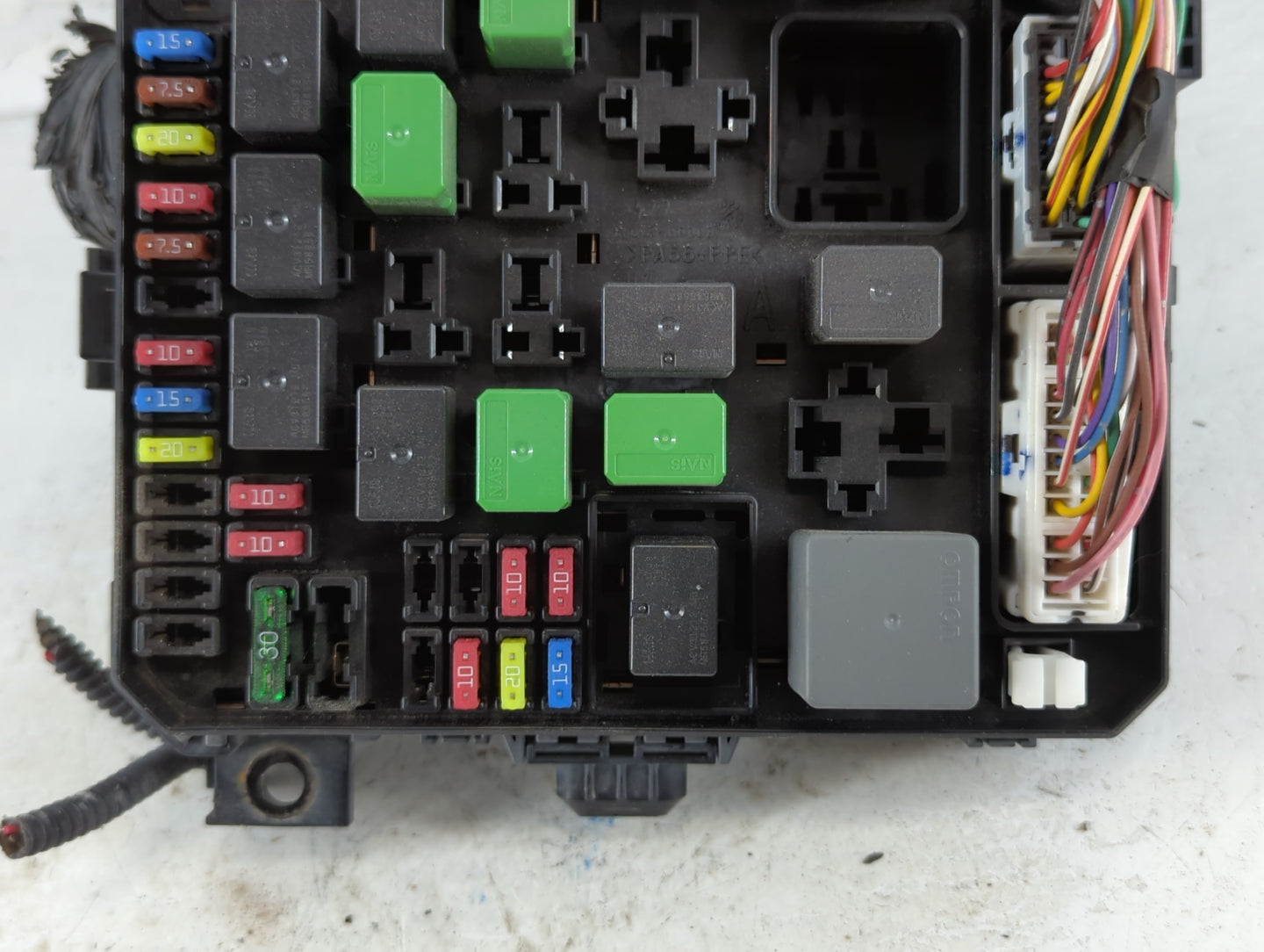 2008-2009 Mitsubishi Lancer Fusebox Fuse Box Panel Relay Module P/N:8565A024 Fits Fits 2008 2009 OEM Used Auto Parts - Oemus