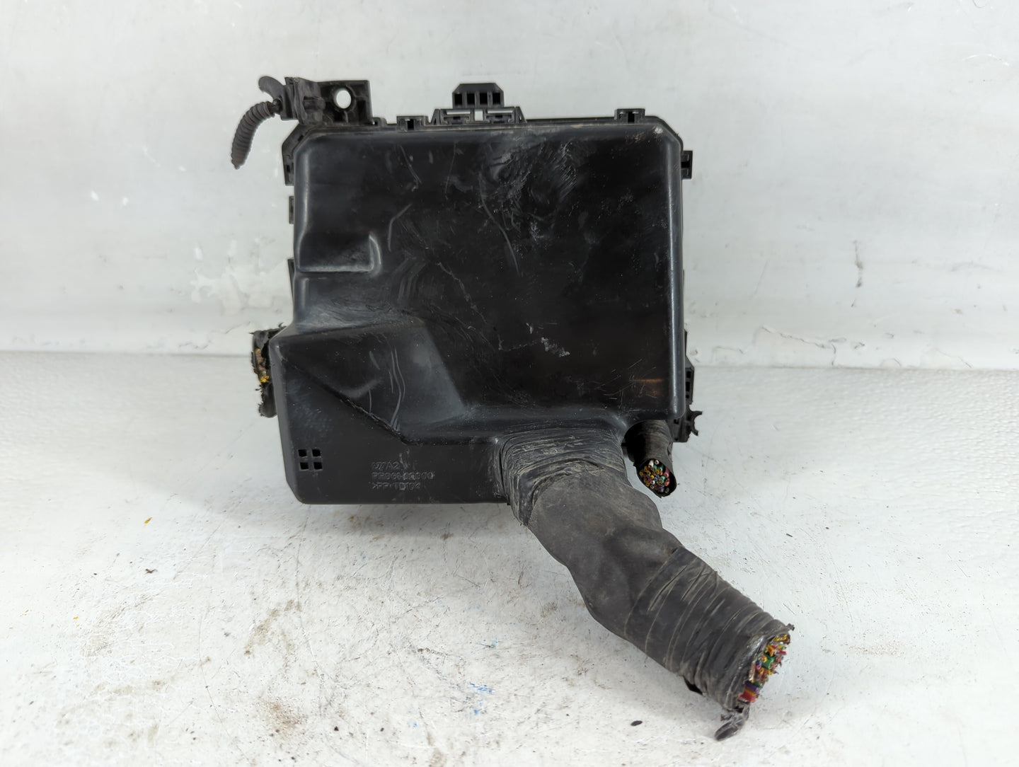 2008-2009 Mitsubishi Lancer Fusebox Fuse Box Panel Relay Module P/N:8565A024 Fits Fits 2008 2009 OEM Used Auto Parts - Oemus