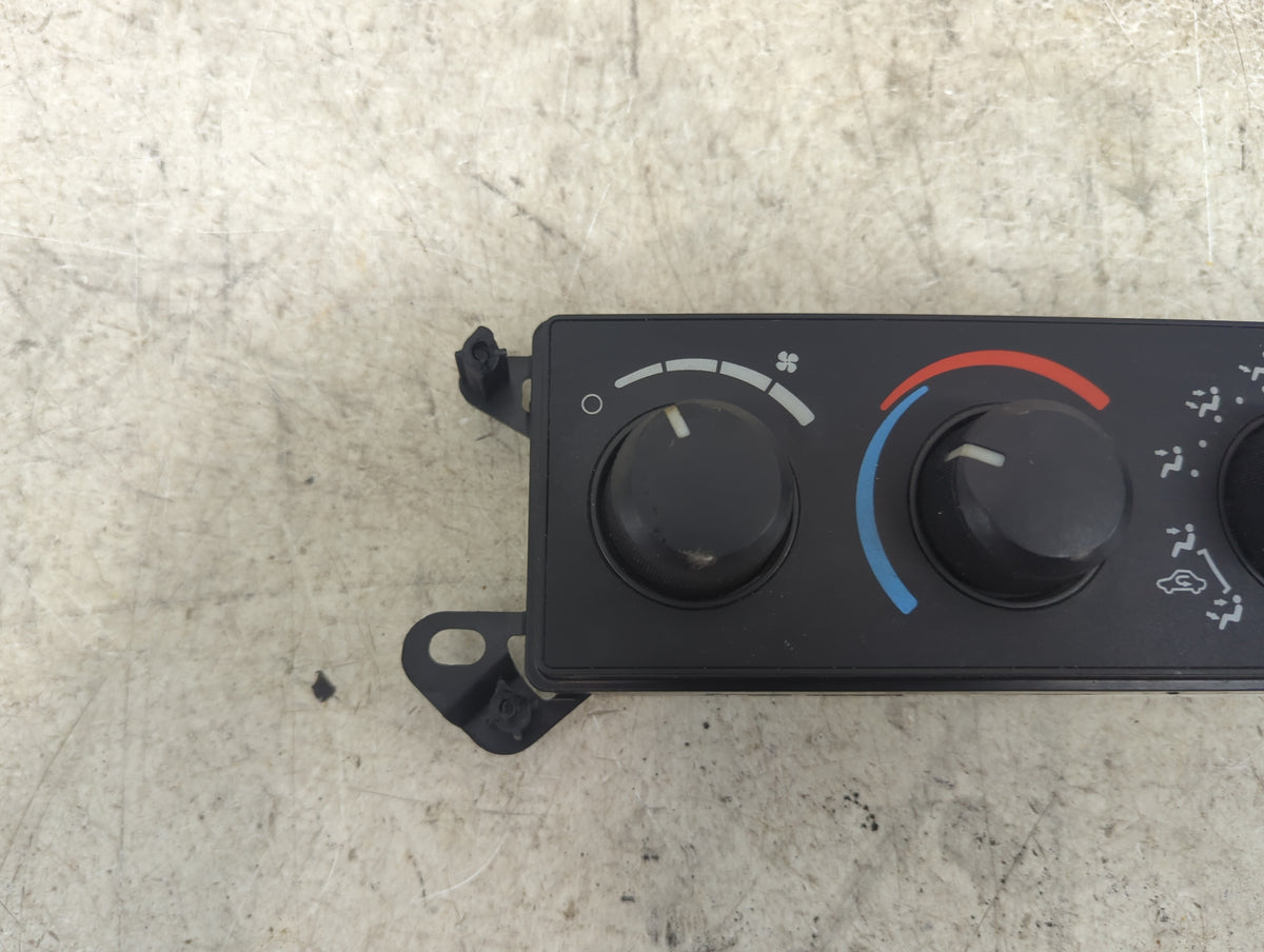 2009 Mitsubishi Mitsubishi Raider Climate Control Module Temperature AC/Heater Replacement P/N:P55056754AB Fits OEM Used Aut