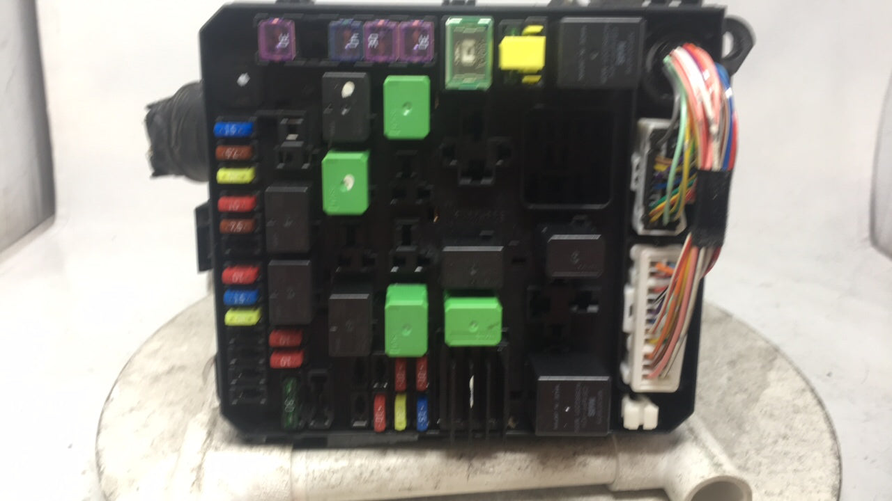 2009 Mitsubishi Outlander Fusebox Fuse Box Panel Relay Module P/N:PR073-00000 Fits OEM Used Auto Parts - Oemusedautoparts1.c