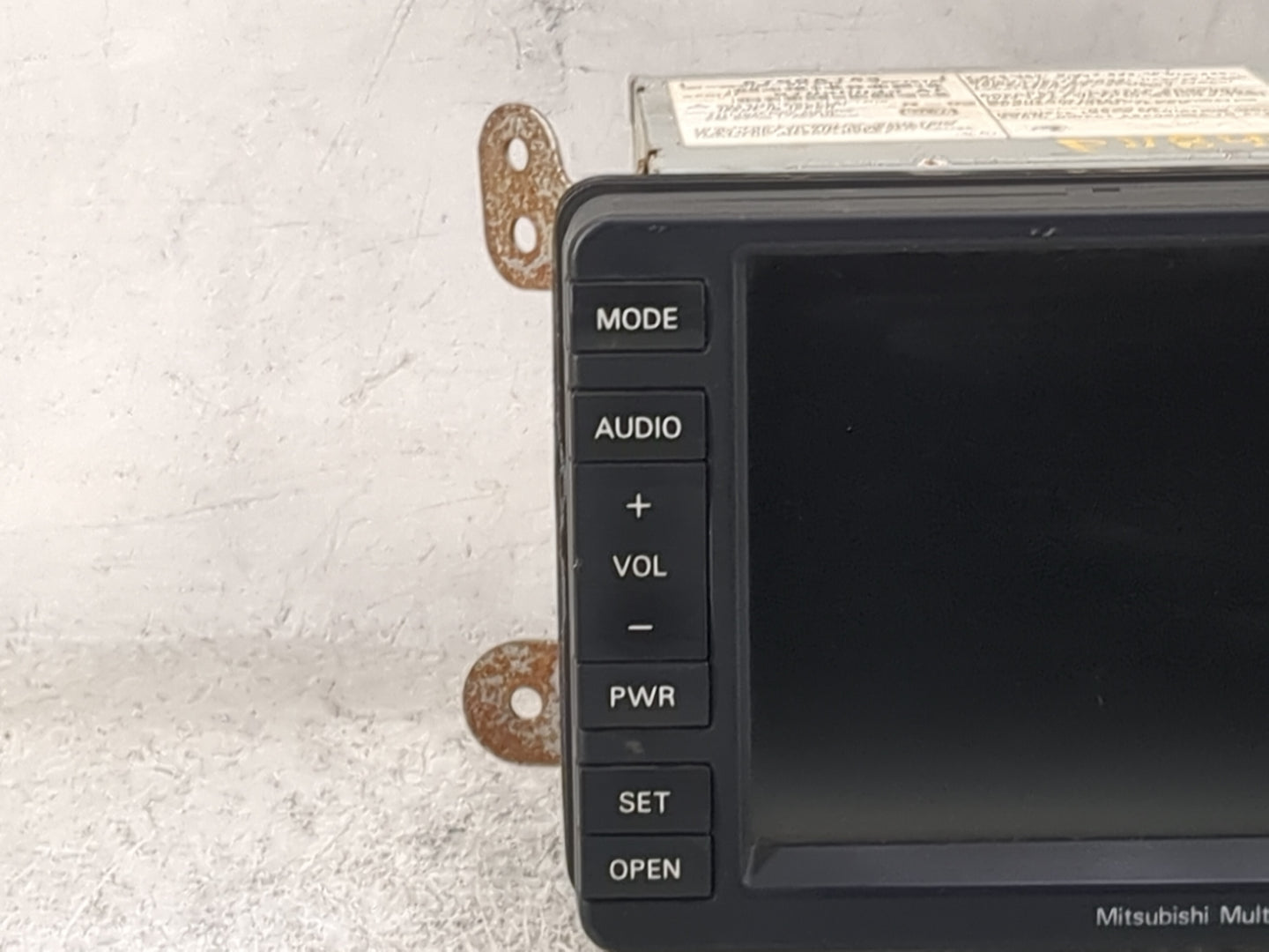 2009-2013 Mitsubishi Outlander Information Display Screen - Oemusedautoparts1.com