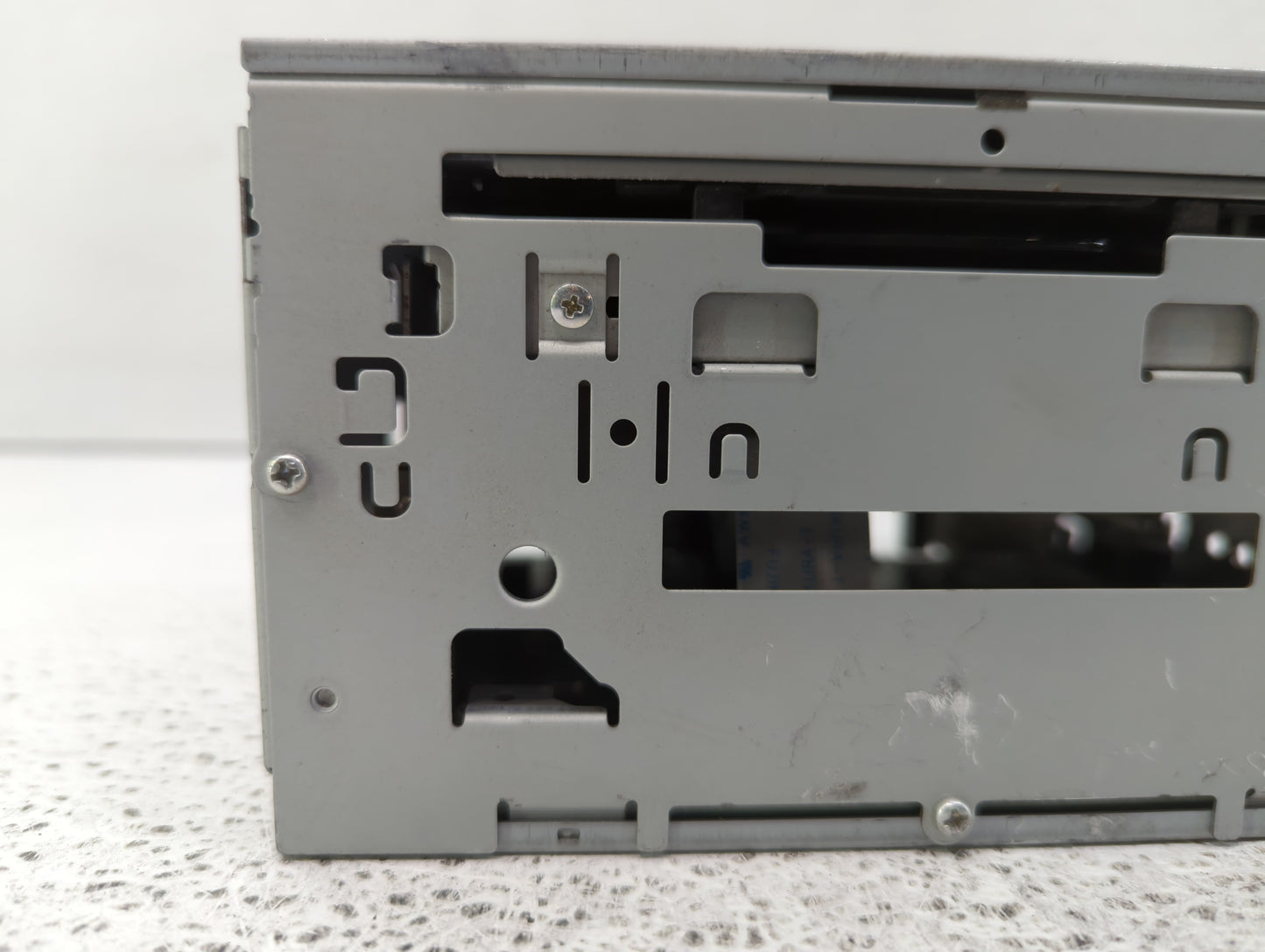2008-2013 Mitsubishi Outlander Radio AM FM Cd Player Receiver Replacement P/N:8701A352 8701A277 Fits OEM Used Auto Parts - O