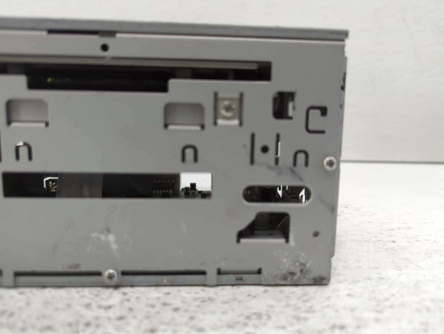 2008-2013 Mitsubishi Outlander Radio AM FM Cd Player Receiver Replacement P/N:8701A352 8701A277 Fits OEM Used Auto Parts - O