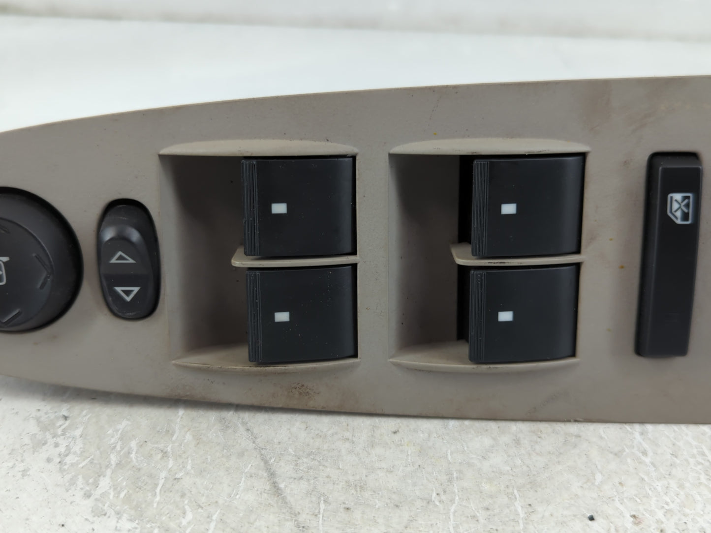 2009 Mitsubishi Outlander Master Power Window Switch Replacement Driver Side Left P/N:2001167 1108778 Fits OEM Used Auto Par