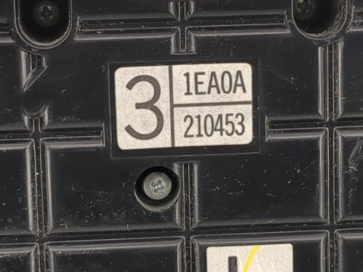 2009-2009 Nissan 370z Radio Control Panel - Oemusedautoparts1.com