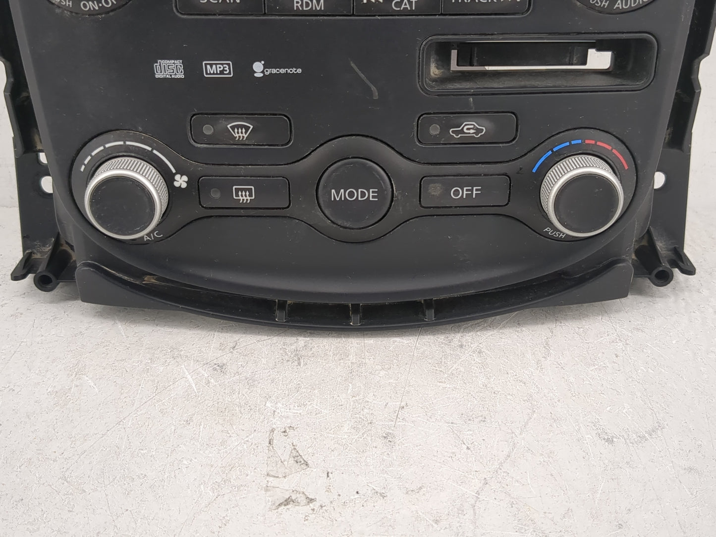 2009-2009 Nissan 370z Radio Control Panel - Oemusedautoparts1.com