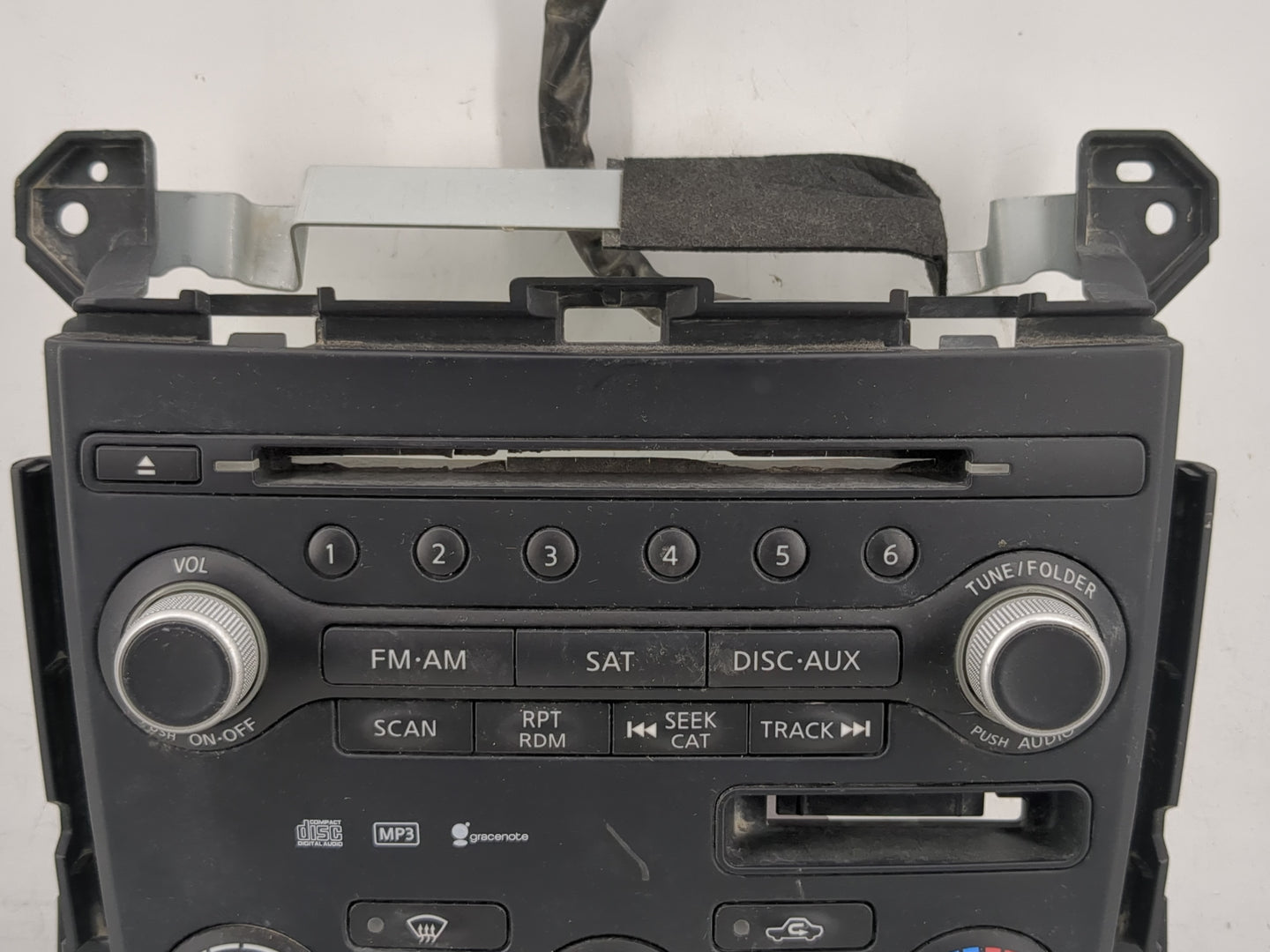 2009-2009 Nissan 370z Radio Control Panel - Oemusedautoparts1.com