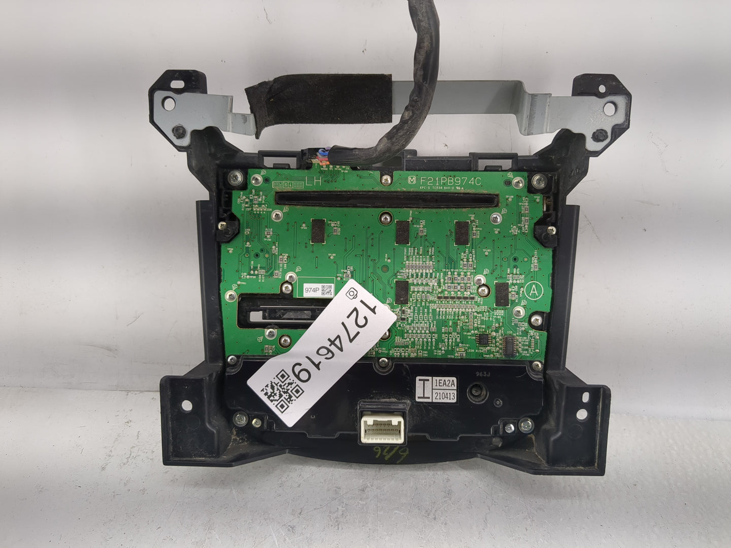2009-2009 Nissan 370z Radio Control Panel - Oemusedautoparts1.com