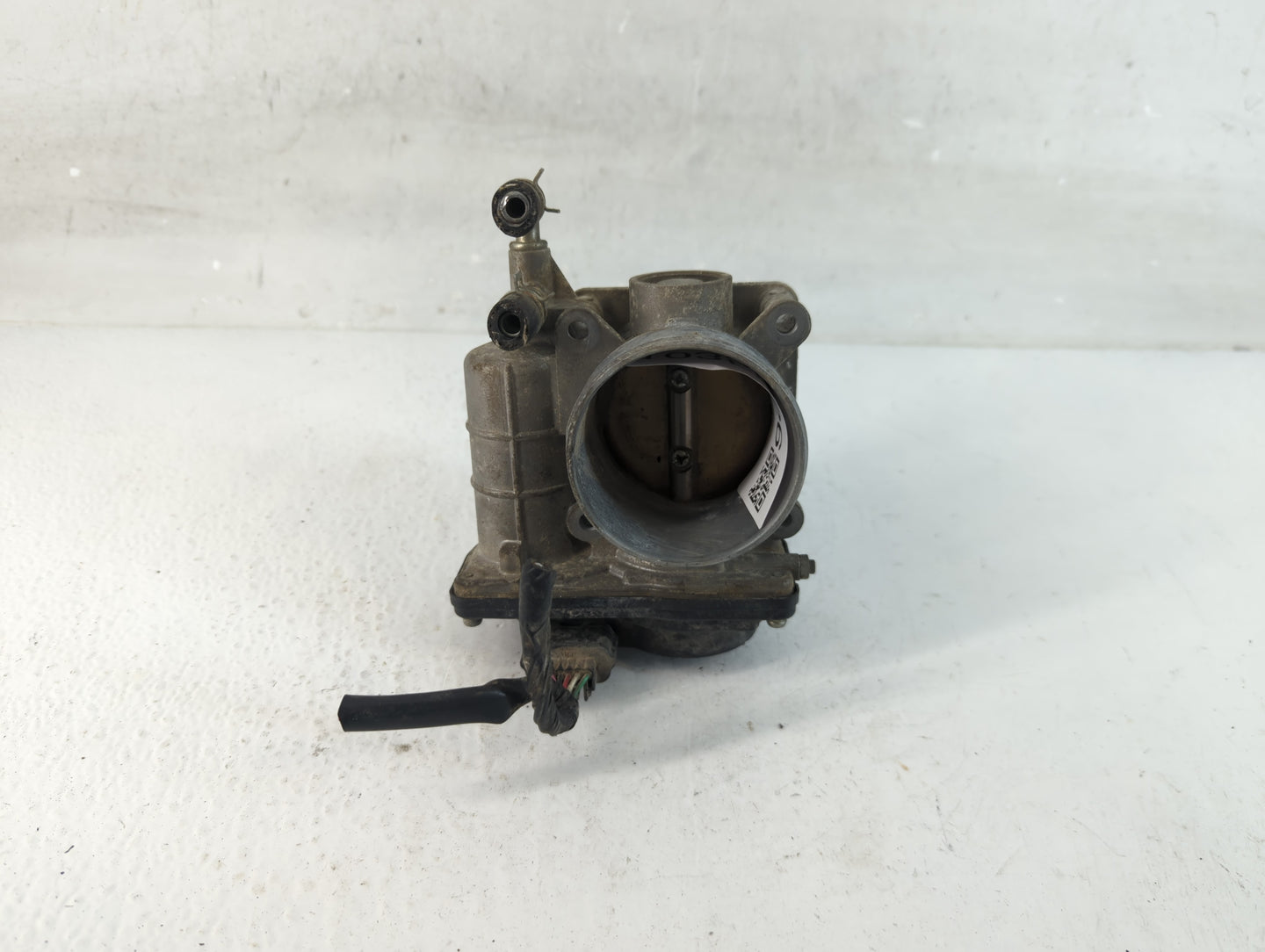 2007-2013 Nissan Altima Throttle Body P/N:RME60-15 Fits Fits 2007 2008 2009 2010 2011 2012 2013 OEM Used Auto Parts - Oemuse