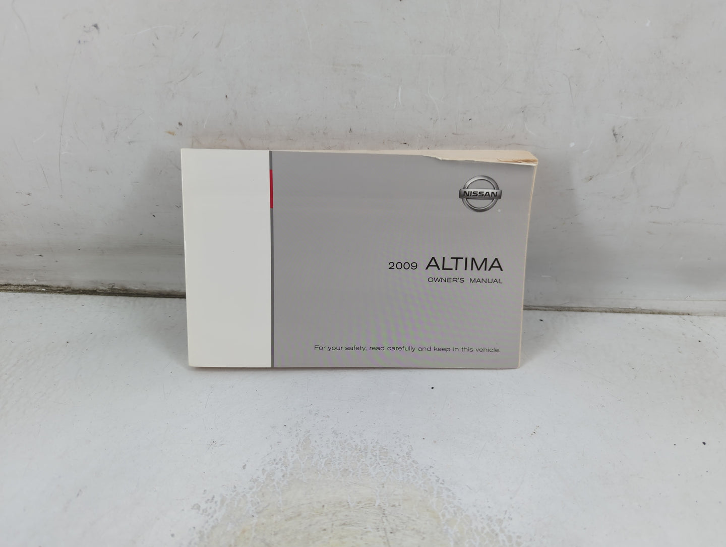 2009 Nissan Altima Owners Manual Book Guide P/N:OM9E-0L32U1 OEM Used Auto Parts - Oemusedautoparts1.com