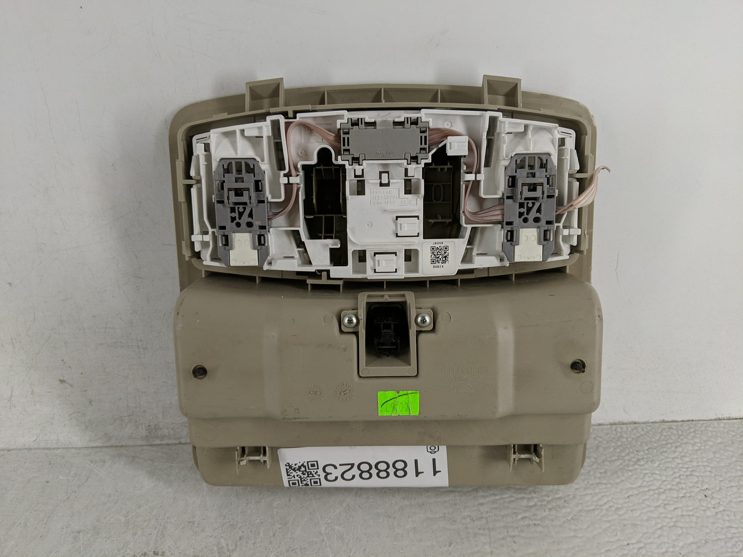 2009 Nissan Altima Overhead Roof Console - Oemusedautoparts1.com