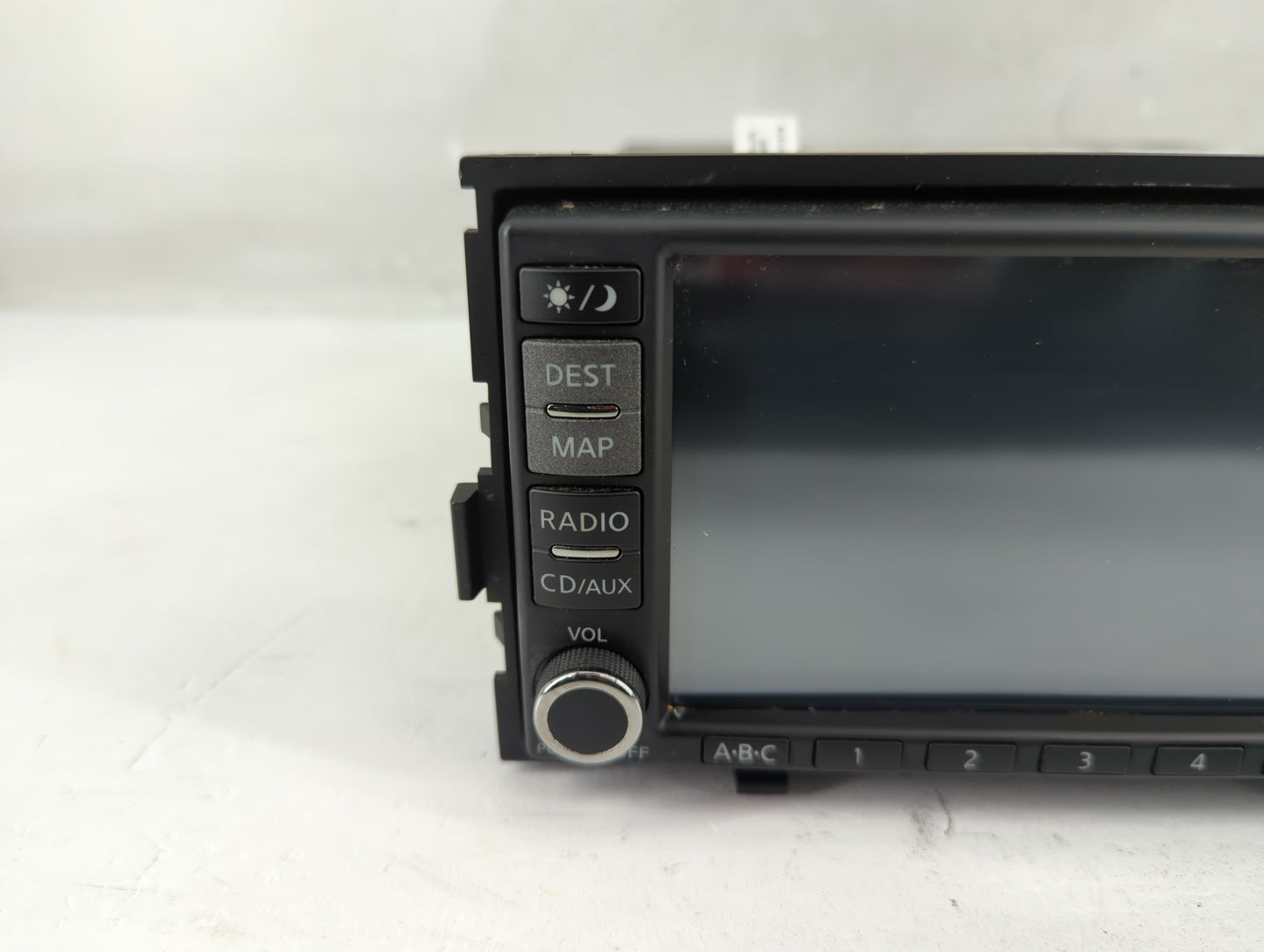 2008-2009 Nissan Altima Radio AM FM Cd Player Receiver Replacement P/N:25915 JA00B Fits Fits 2008 2009 OEM Used Auto Parts -