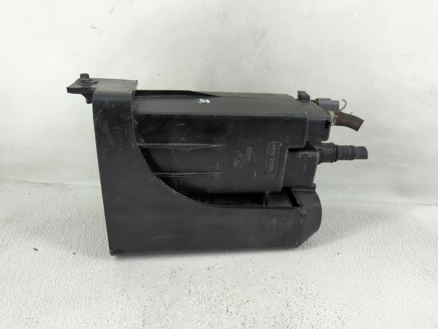 2009 Nissan Altima Fuel Vapor Charcoal Canister - Oemusedautoparts1.com