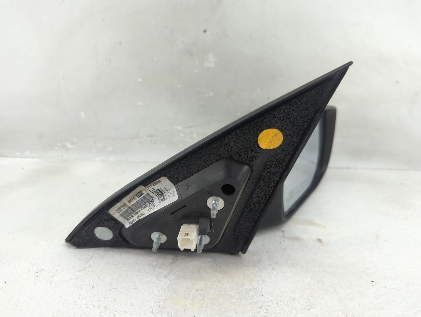 2007-2012 Nissan Altima Passenger Side View Mirror - Right Door Mirror OEM Used - Oemusedautoparts1.com
