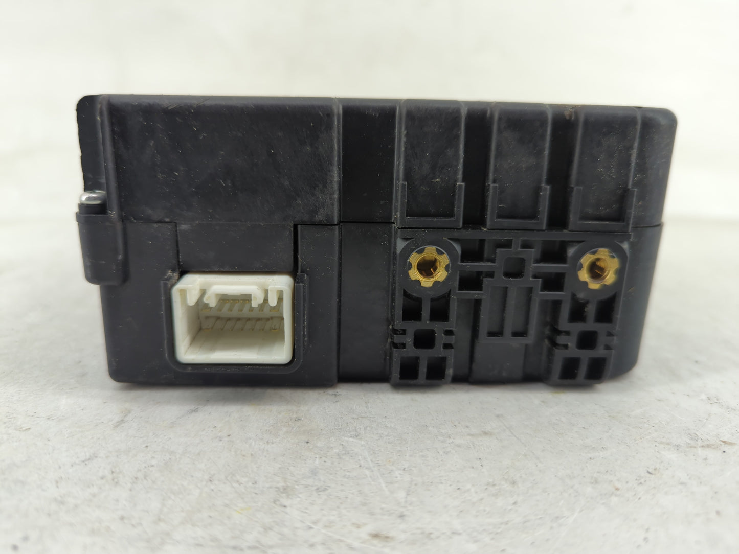 2007-2011 Nissan Altima Chassis Control Module Ccm Bcm Body Control - Oemusedautoparts1.com