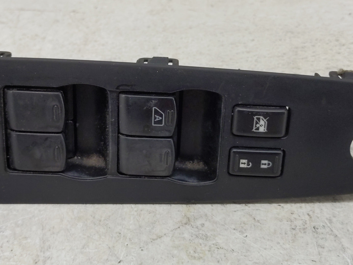2007-2012 Nissan Altima Master Power Window Switch Replacement Driver Side Left P/N:25401 ZN40A Fits OEM Used Auto Parts - O
