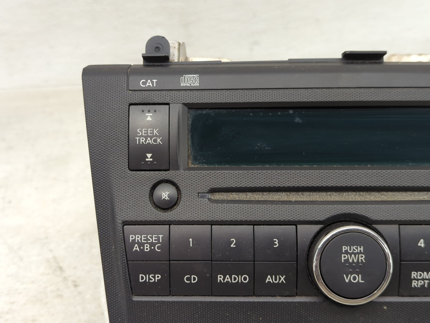 2009 Nissan Altima Radio AM FM Cd Player Receiver Replacement P/N:28185 ZN40A Fits OEM Used Auto Parts - Oemusedautoparts1.c