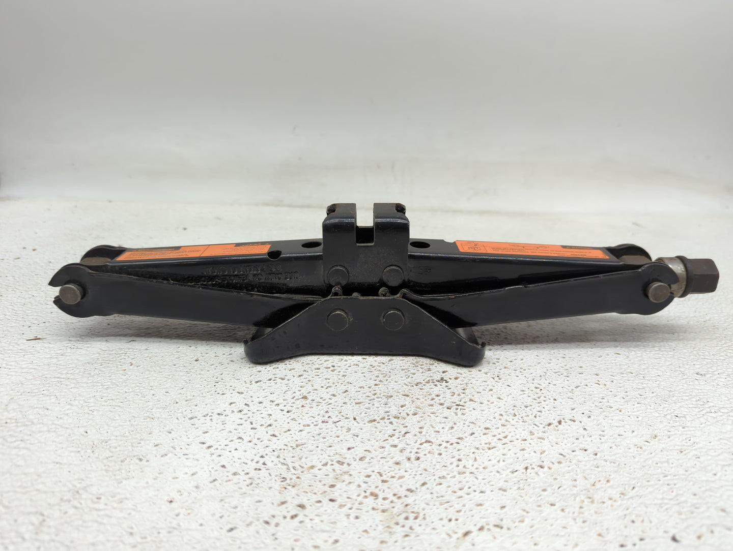 2009 Nissan Altima Spare Scissor Car Jack - Oemusedautoparts1.com