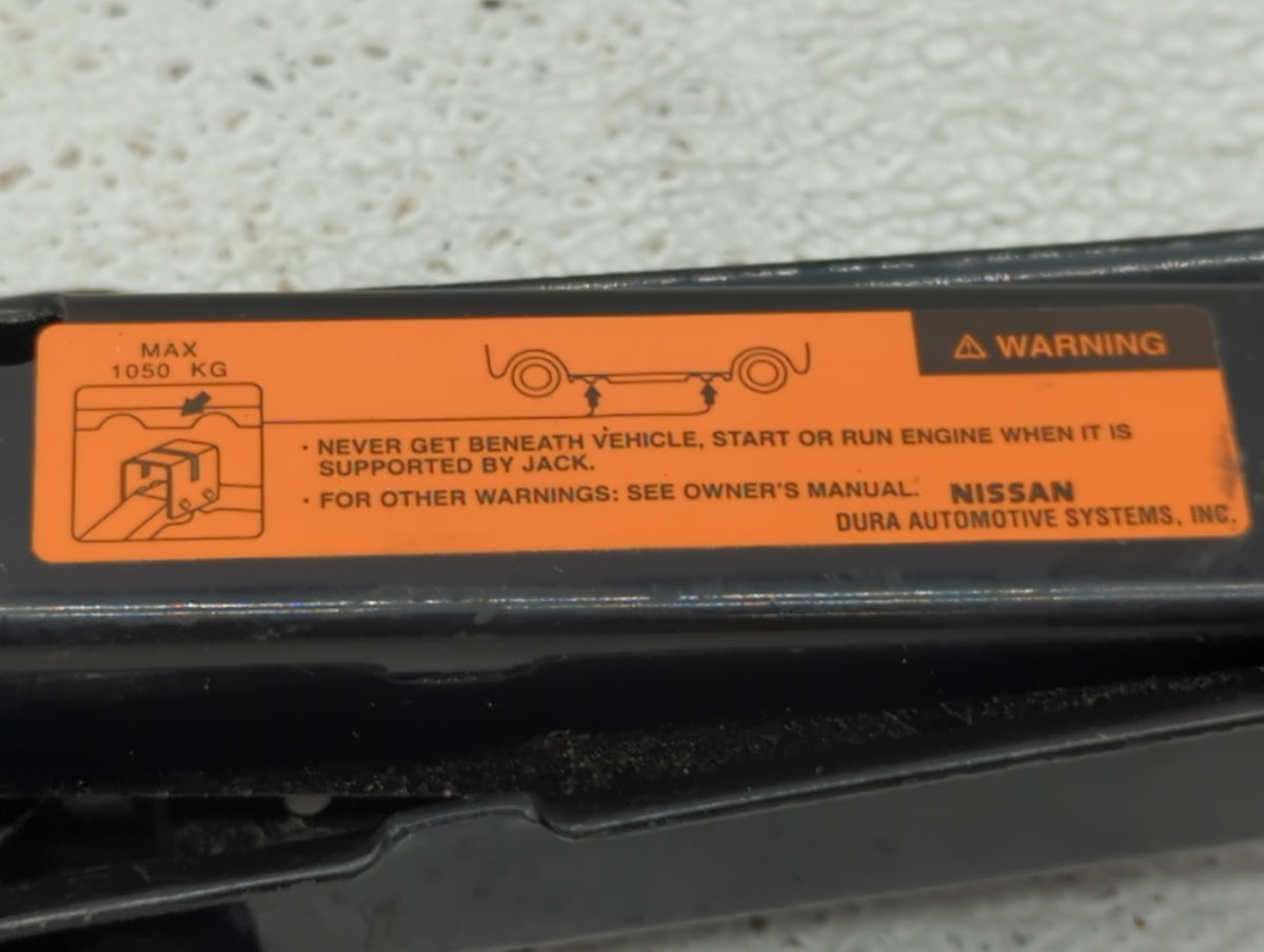 2009 Nissan Altima Spare Scissor Car Jack - Oemusedautoparts1.com