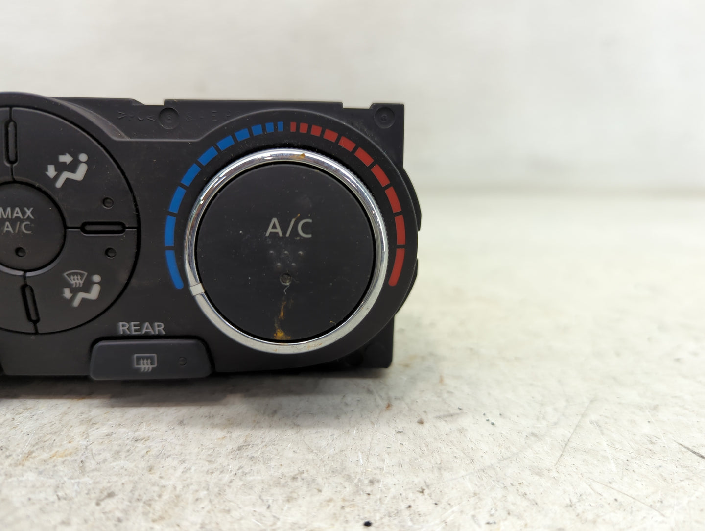 2007-2009 Nissan Altima Climate Control Module Temperature AC/Heater Replacement P/N:27510-JA200 Fits Fits 2007 2008 2009 OE