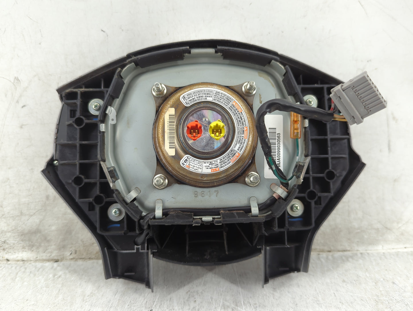 2007-2009 Nissan Altima Air Bag Driver Left Steering Wheel Mounted - Oemusedautoparts1.com