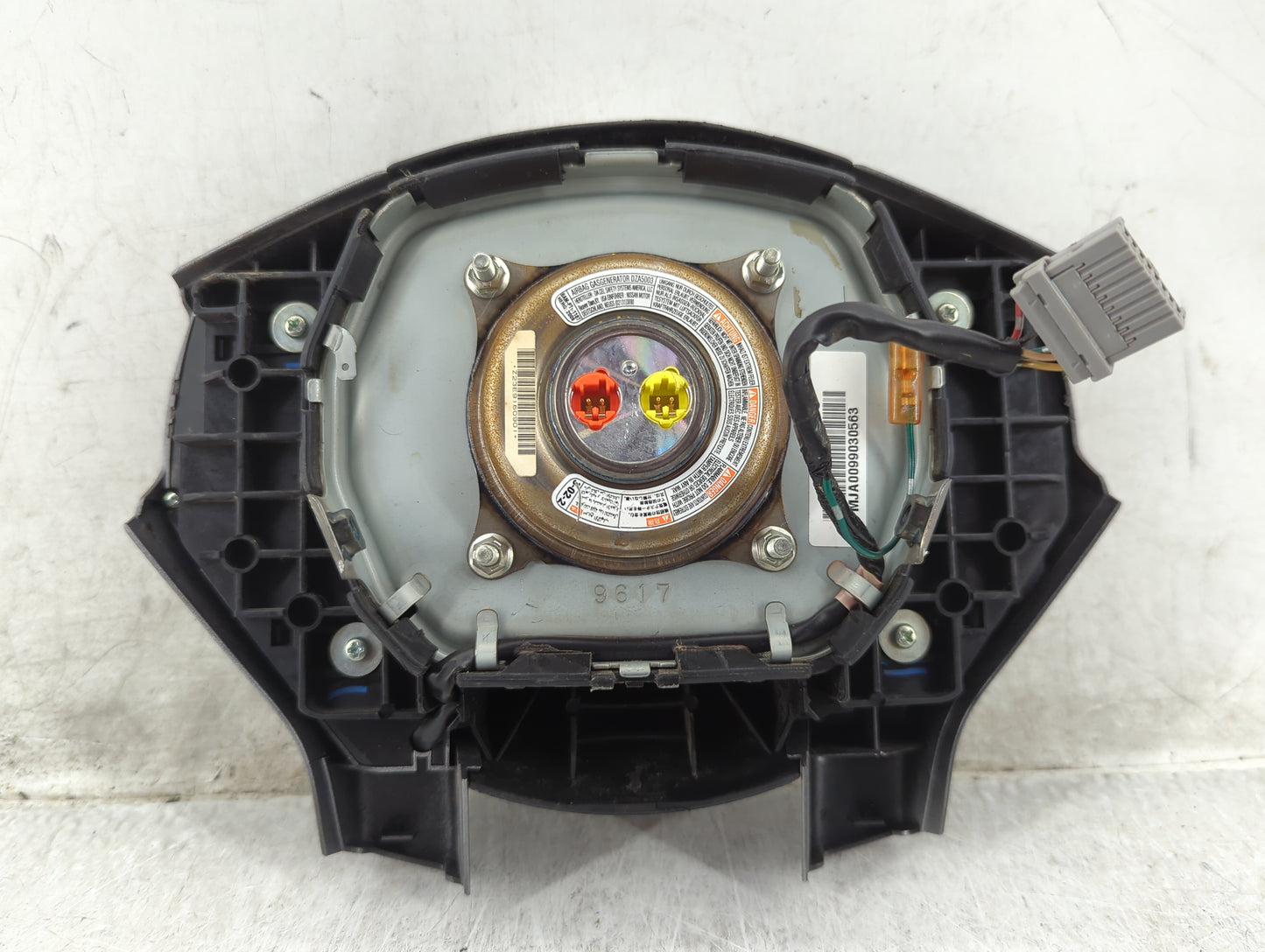 2007-2009 Nissan Altima Air Bag Driver Left Steering Wheel Mounted - Oemusedautoparts1.com