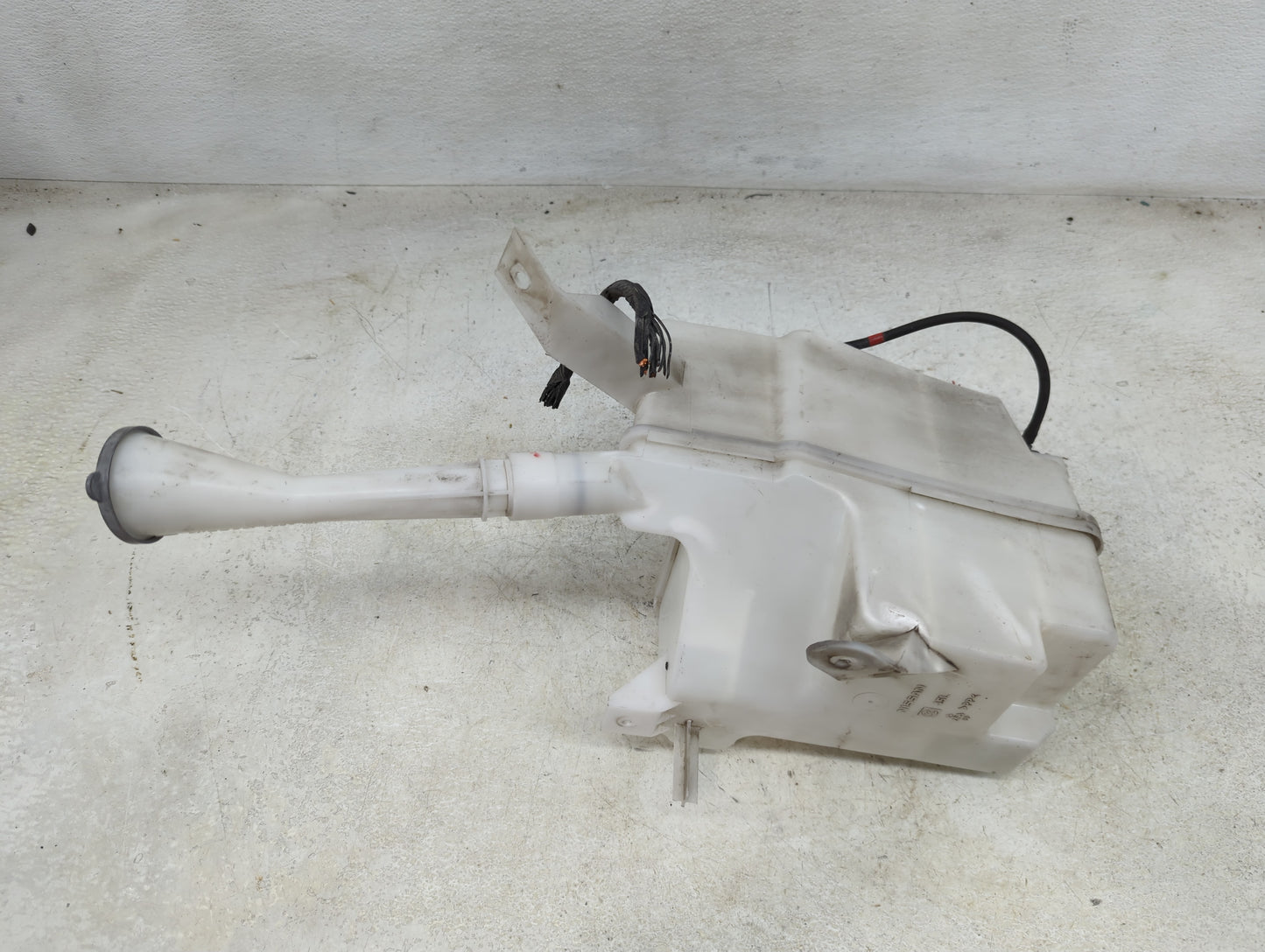 2007-2013 Nissan Altima Windshield Washer Fluid Reservoir Bottle Oem - Oemusedautoparts1.com