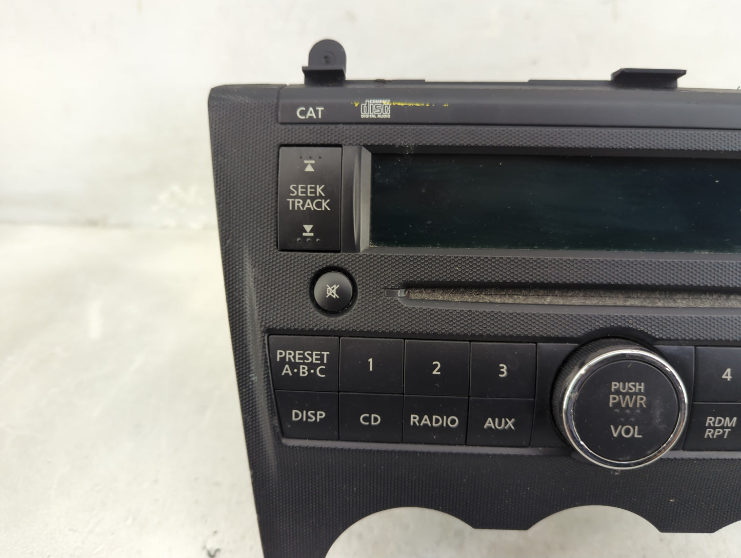 2007-2009 Nissan Altima Radio AM FM Cd Player Receiver Replacement P/N:28185 ZN40A Fits Fits 2007 2008 2009 OEM Used Auto Pa