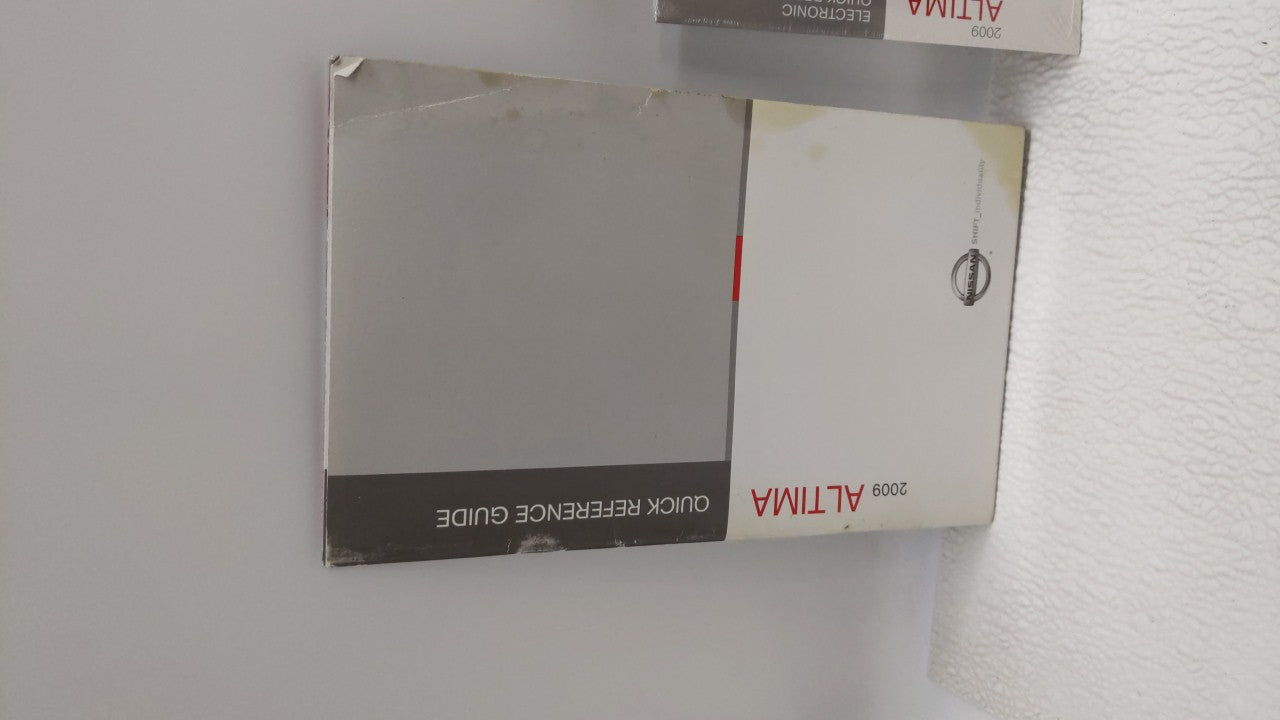 2009 Nissan Altima Owners Manual Book Guide OEM Used Auto Parts - Oemusedautoparts1.com