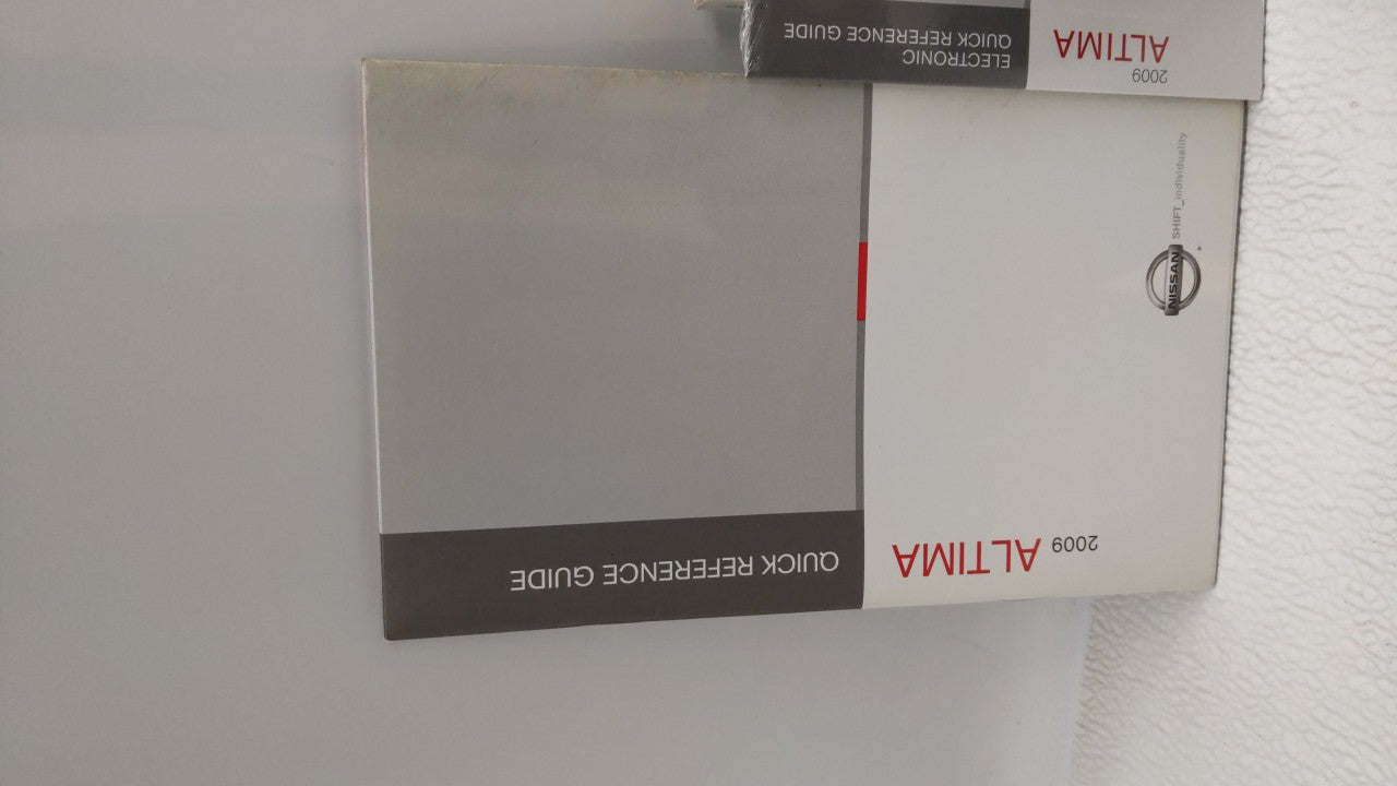2009 Nissan Altima Owners Manual Book Guide OEM Used Auto Parts - Oemusedautoparts1.com