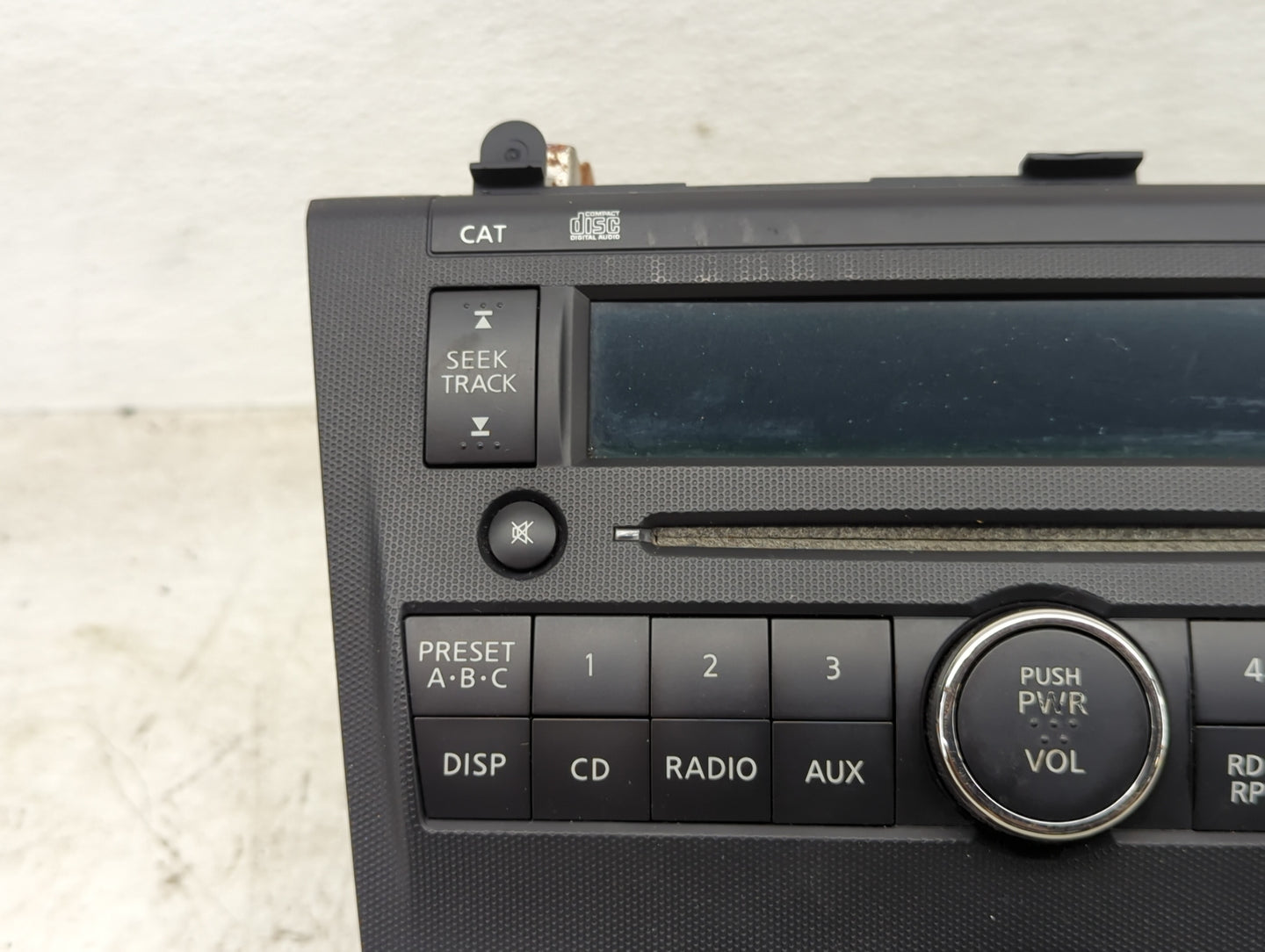2009 Nissan Altima Radio AM FM Cd Player Receiver Replacement P/N:28185 ZN40A CQ-JN2764XC Fits OEM Used Auto Parts - Oemused