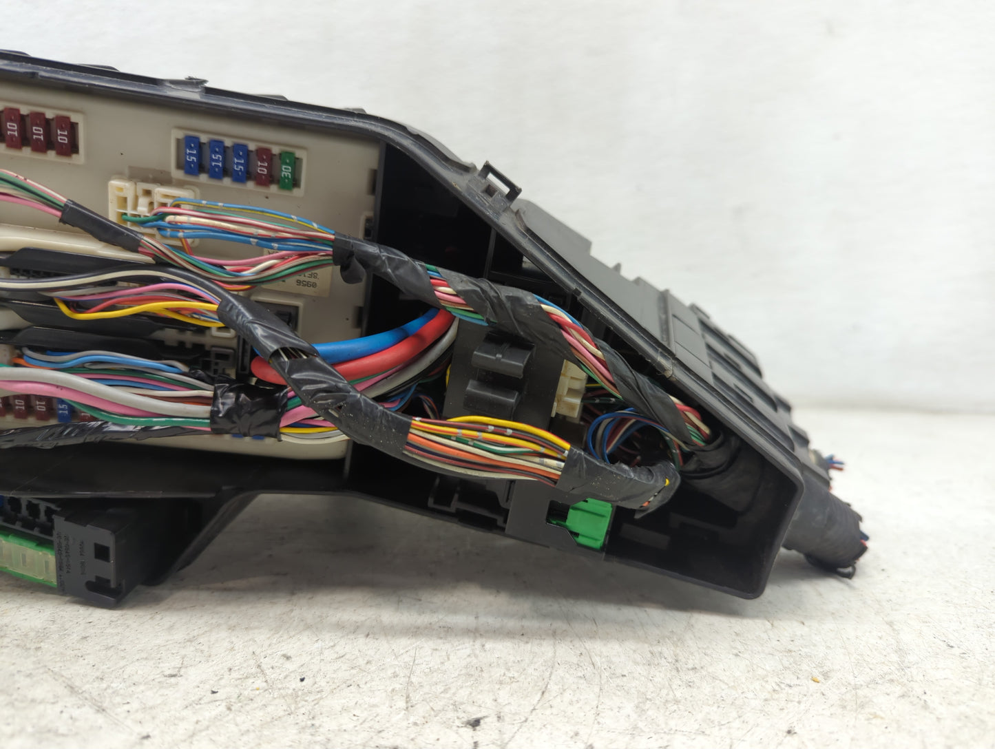 2008-2010 Nissan Altima Fusebox Fuse Box Panel Relay Module P/N:284B71AA0A Fits Fits 2008 2009 2010 OEM Used Auto Parts - Oe