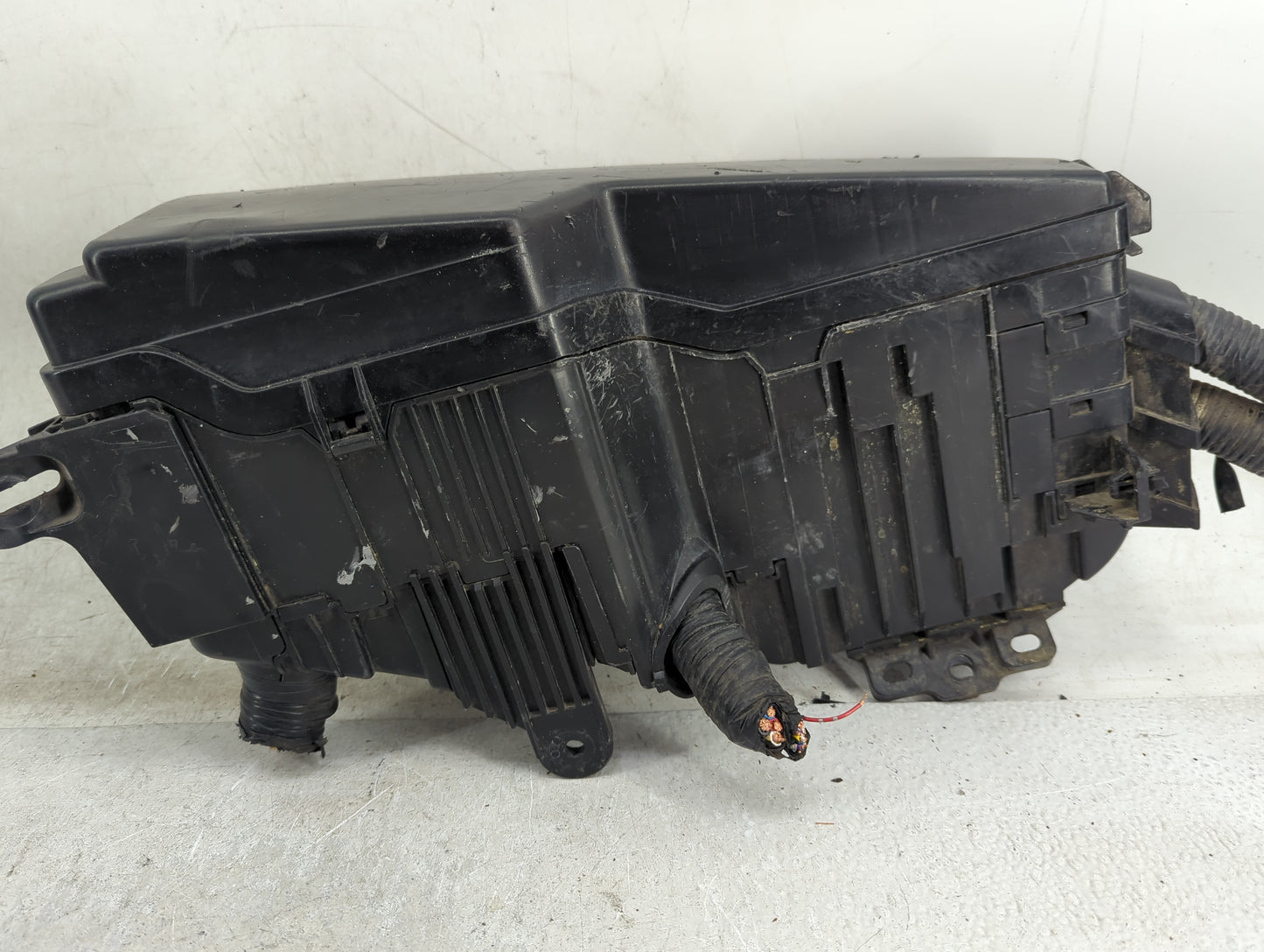 2008-2010 Nissan Altima Fusebox Fuse Box Panel Relay Module P/N:284B71AA0A Fits Fits 2008 2009 2010 OEM Used Auto Parts - Oe