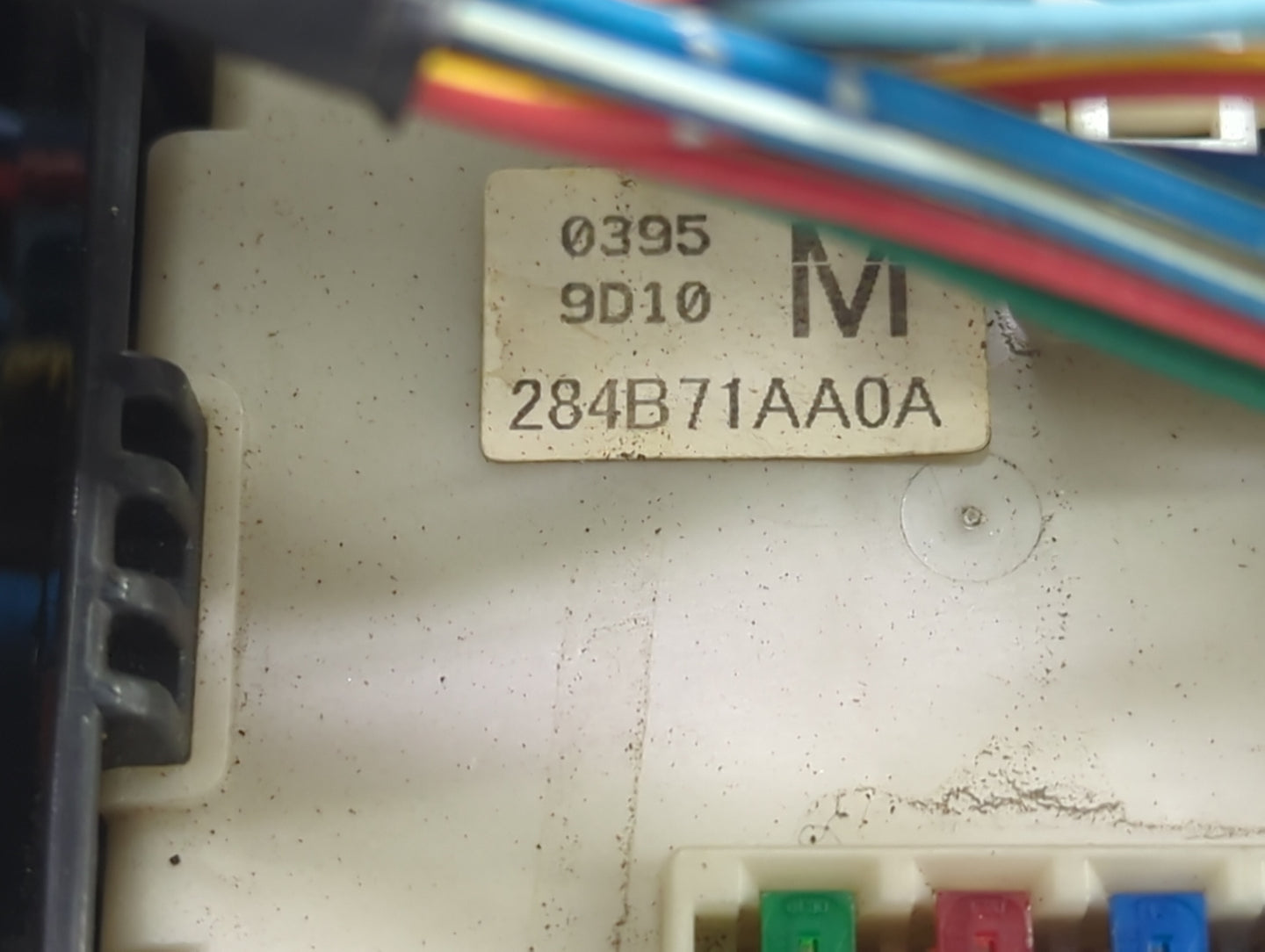 2008-2010 Nissan Altima Fusebox Fuse Box Panel Relay Module P/N:284B71AA0A Fits Fits 2008 2009 2010 OEM Used Auto Parts - Oe