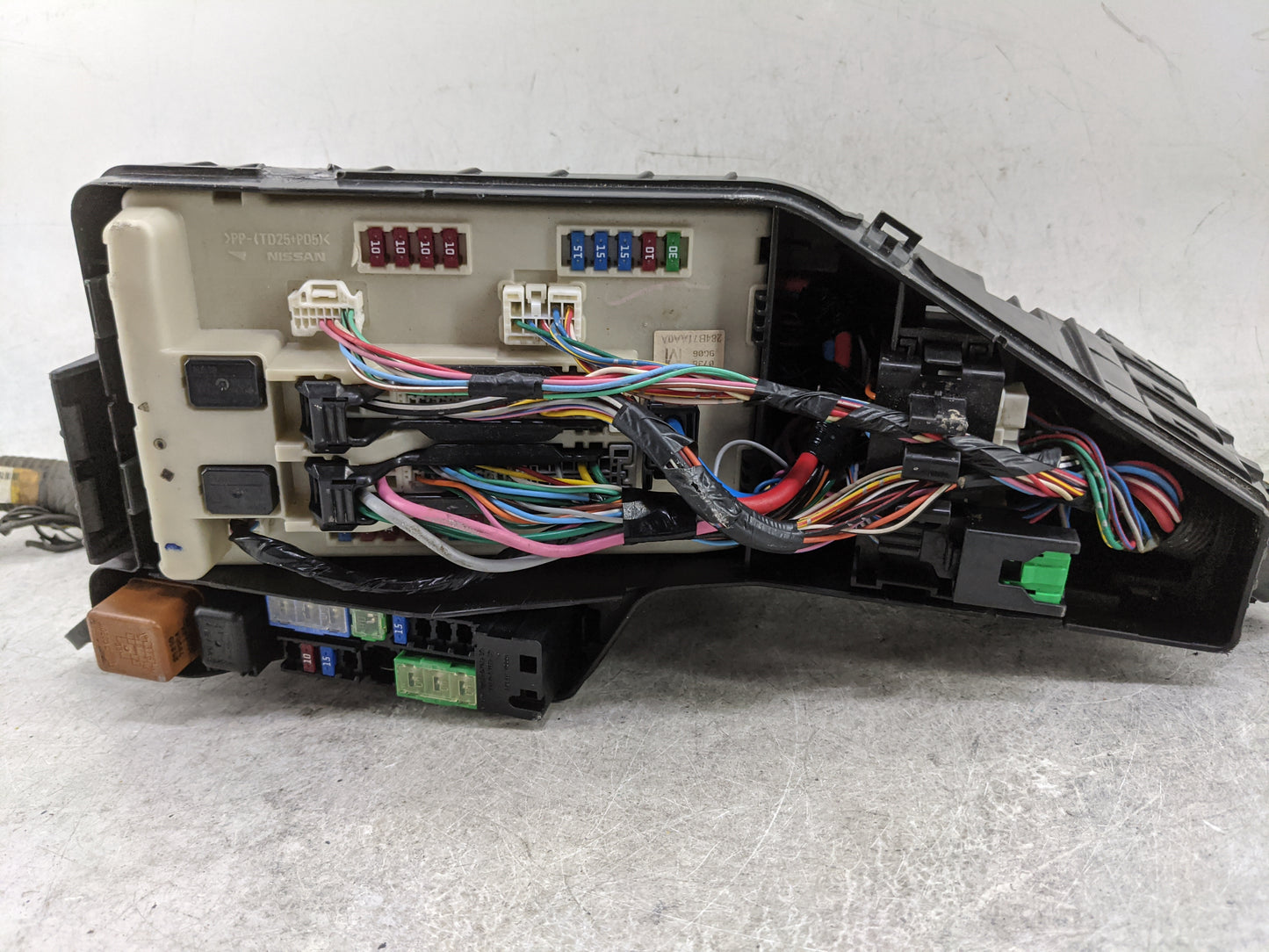 2008-2010 Nissan Altima Fusebox Fuse Box Panel Relay Module Fits Fits 2008 2009 2010 OEM Used Auto Parts - Oemusedautoparts1