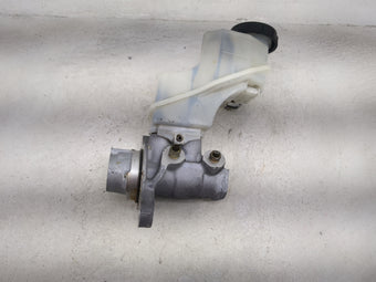 compare product 2007-2009 Nissan Altima Brake Master Cylinder 1491011
