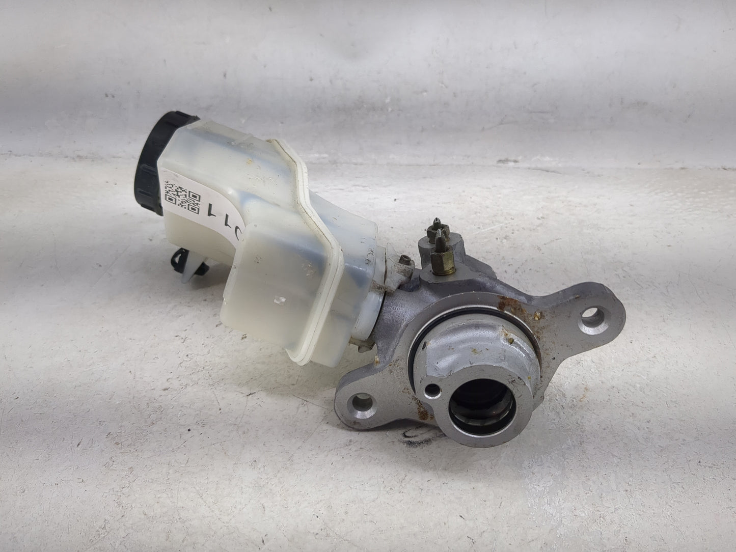 2007-2009 Nissan Altima Brake Master Cylinder 1491011 - Oemusedautoparts1.com