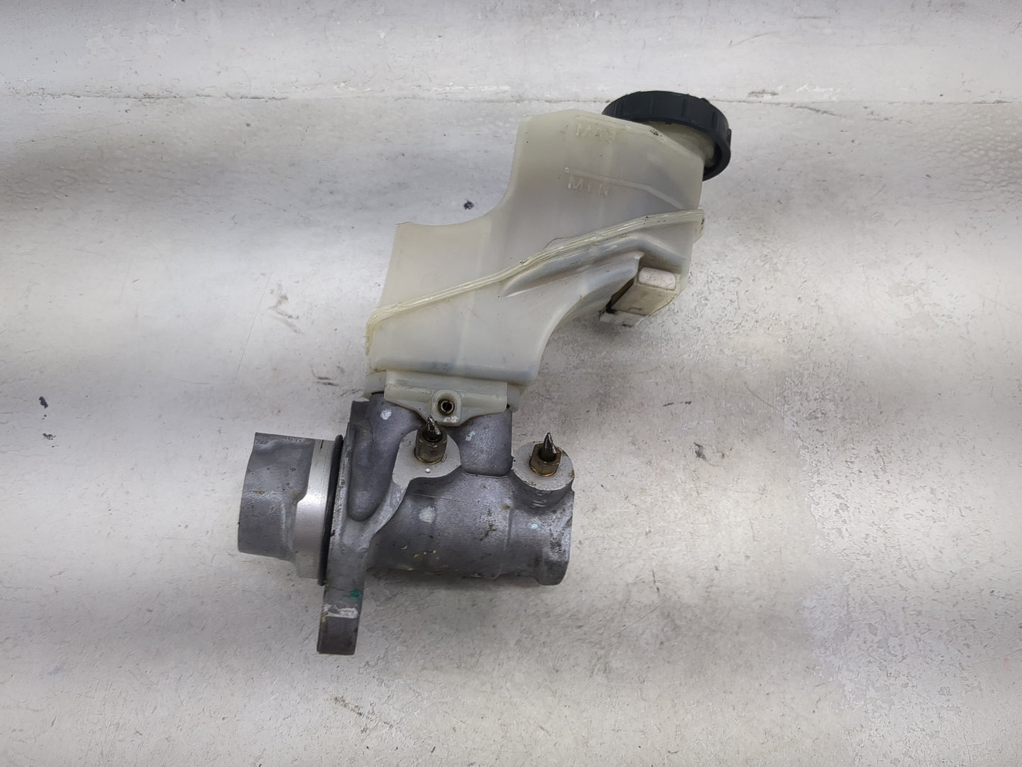 2007-2009 Nissan Altima Brake Master Cylinder - Oemusedautoparts1.com