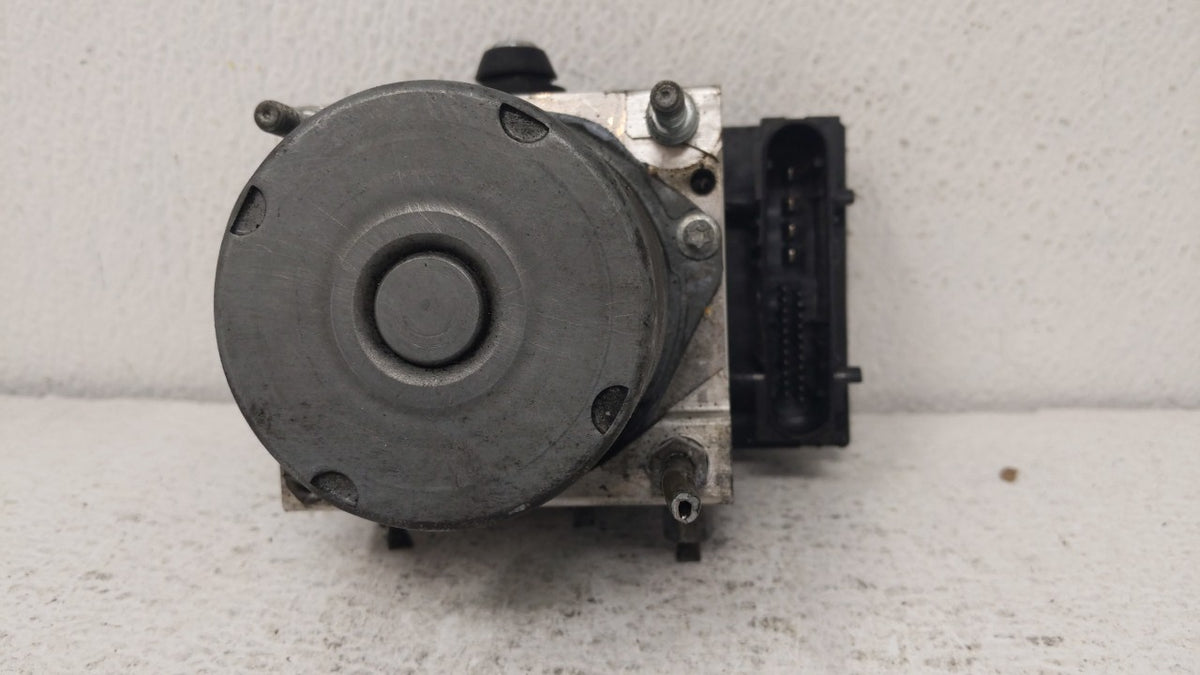 2008-2009 Nissan Altima Anti-Lock Brake ABS Pump Module Actuator OEM P/N:47660 ZN00B Fits Fits 2008 2009 OEM Used Auto Parts