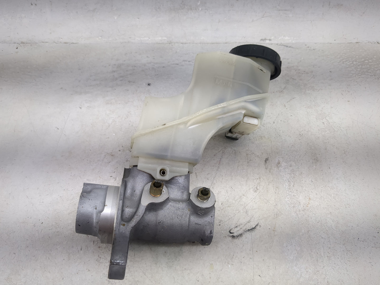 2007-2009 Nissan Altima Brake Master Cylinder 1491973 - Oemusedautoparts1.com