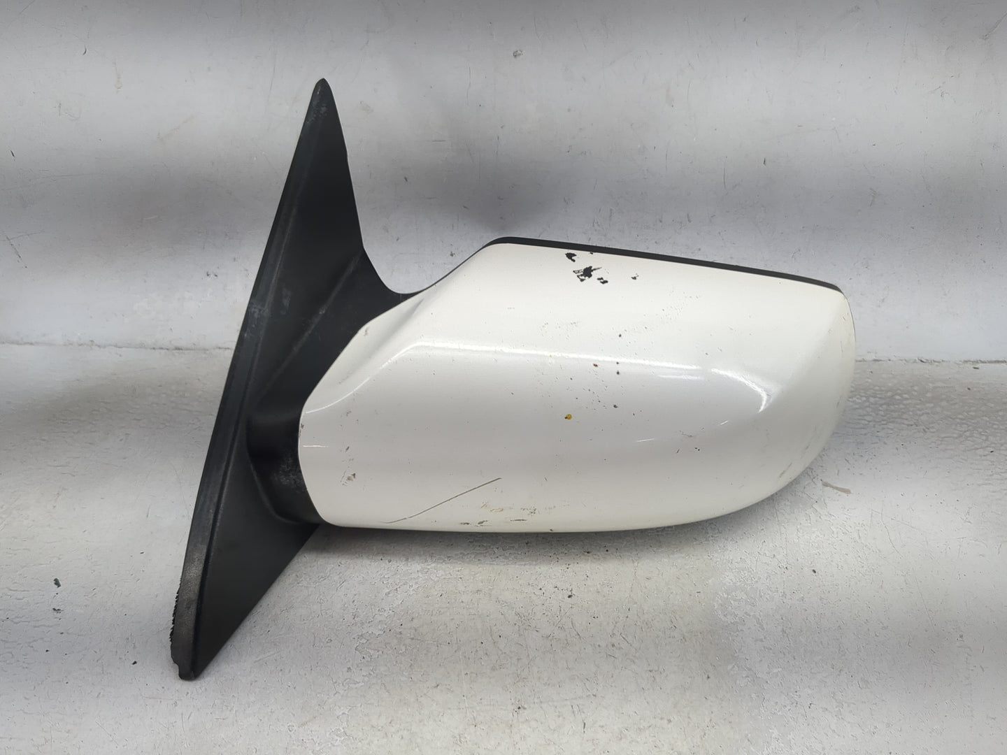 2007-2012 Nissan Altima Driver Side View Mirror - Left Door Mirror OEM Used - Oemusedautoparts1.com