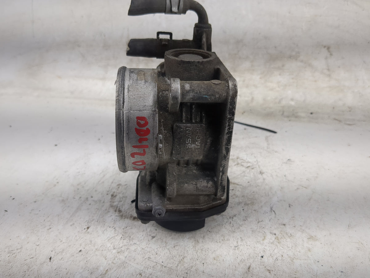 2007-2013 Nissan Altima Throttle Body P/N:526-01 Fits Fits 2007 2008 2009 2010 2011 2012 2013 OEM Used Auto Parts - Oemuseda
