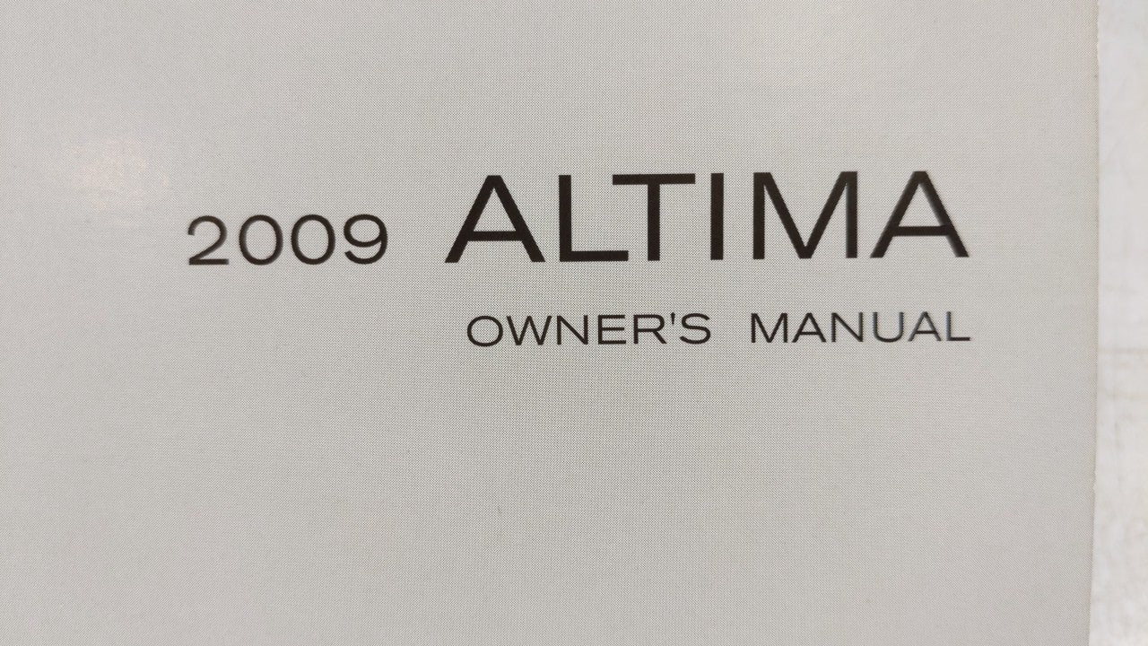 2009 Nissan Altima Owners Manual Book Guide OEM Used Auto Parts - Oemusedautoparts1.com