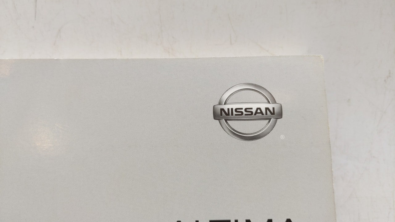 2009 Nissan Altima Owners Manual Book Guide OEM Used Auto Parts - Oemusedautoparts1.com