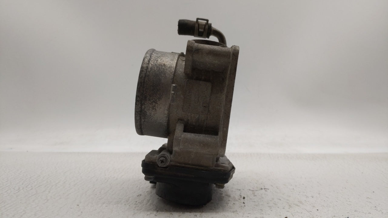 2007-2013 Nissan Altima Throttle Body P/N:RME60-15 Fits Fits 2007 2008 2009 2010 2011 2012 2013 OEM Used Auto Parts - Oemuse