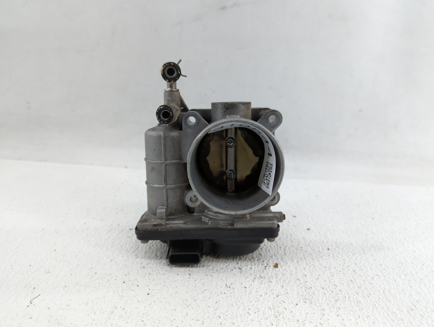 2007-2013 Nissan Altima Throttle Body P/N:RME60-15 Fits Fits 2007 2008 2009 2010 2011 2012 2013 OEM Used Auto Parts - Oemuse