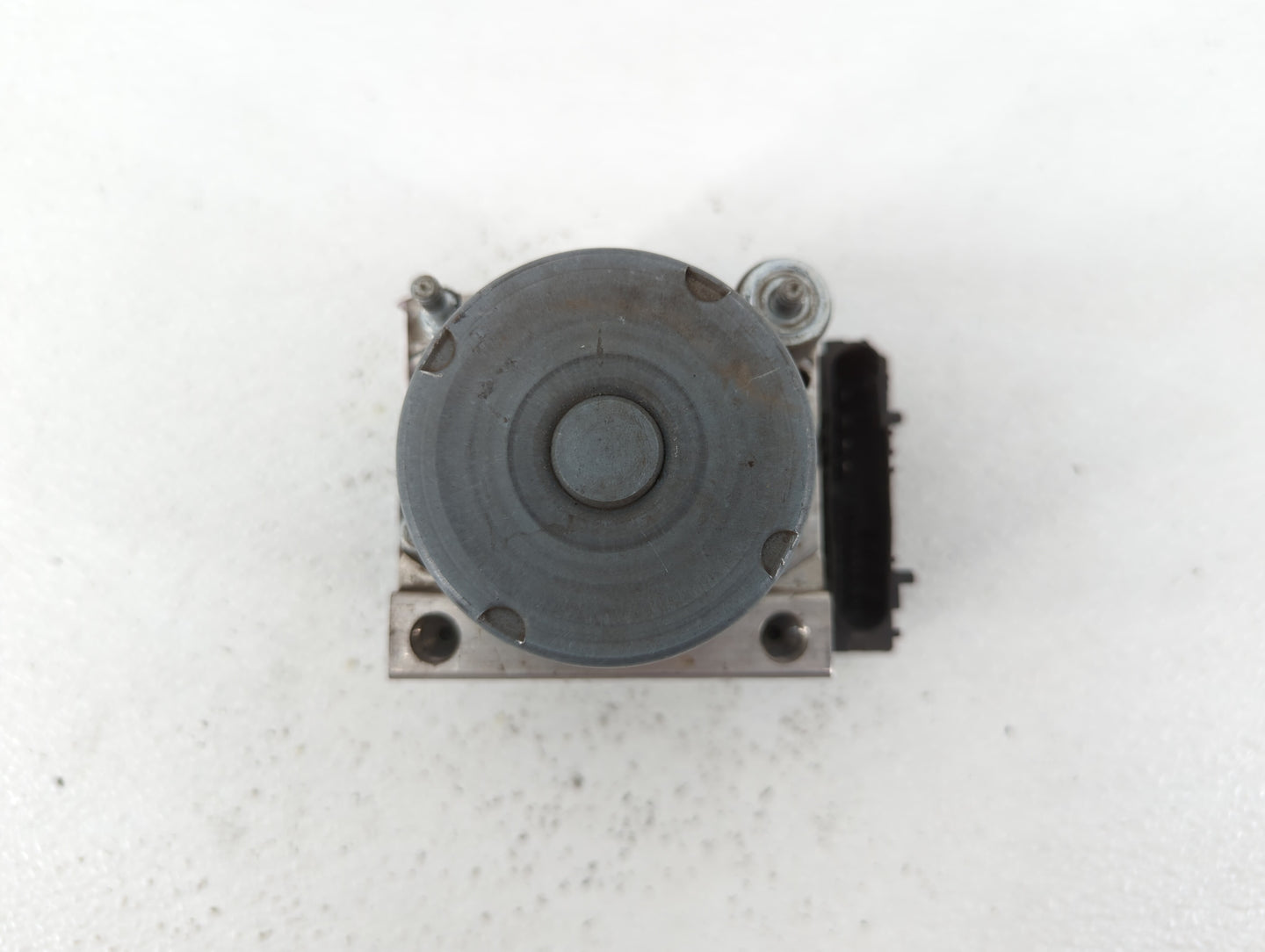 2008-2009 Nissan Altima ABS Pump Control Module Replacement P/N:47660 ZN00B Fits Fits 2008 2009 OEM Used Auto Parts - Oemuse