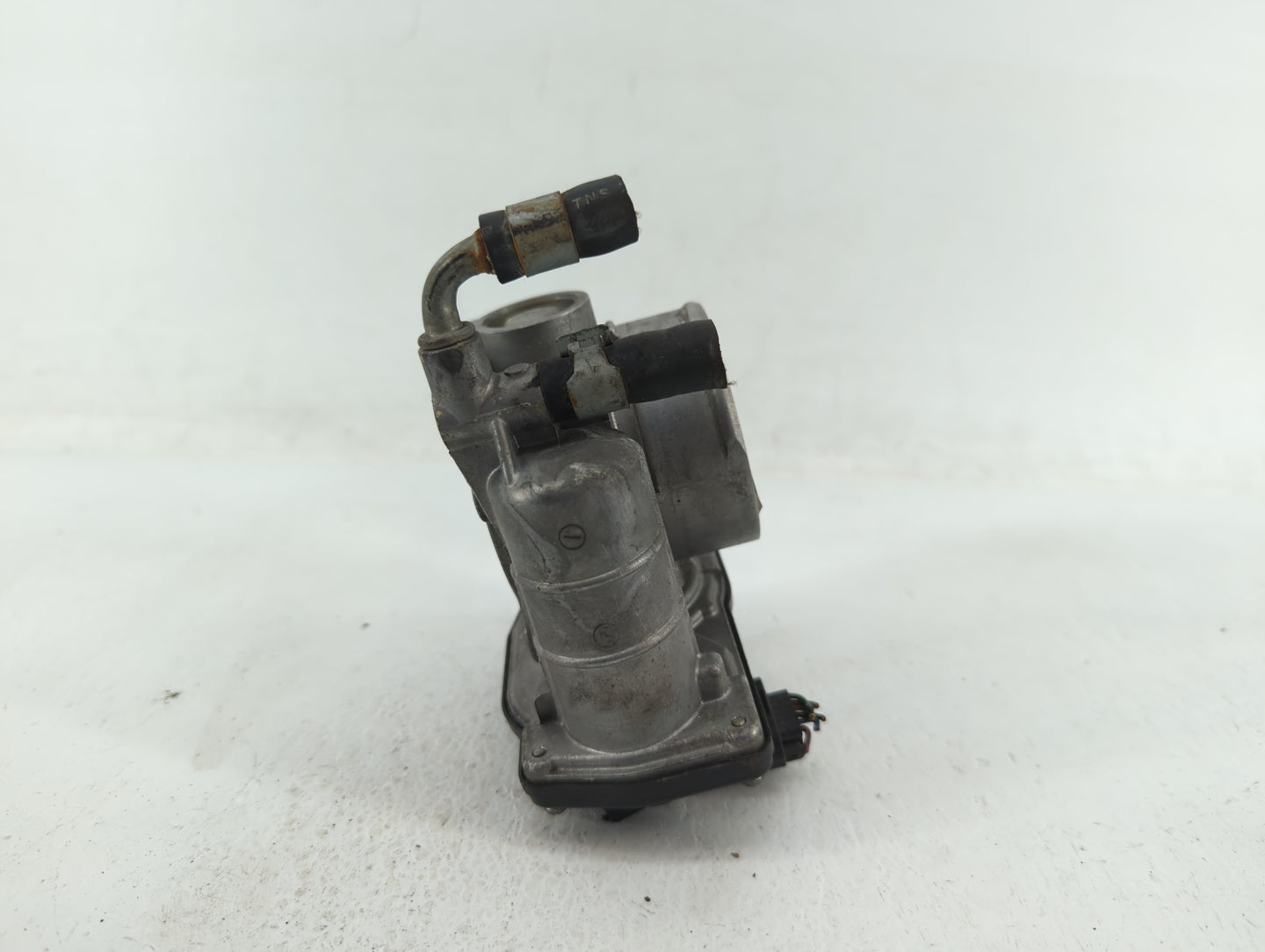 2007-2013 Nissan Altima Throttle Body P/N:526-01 RME60-16, RME60-15 Fits Fits 2007 2008 2009 2010 2011 2012 2013 OEM Used Au