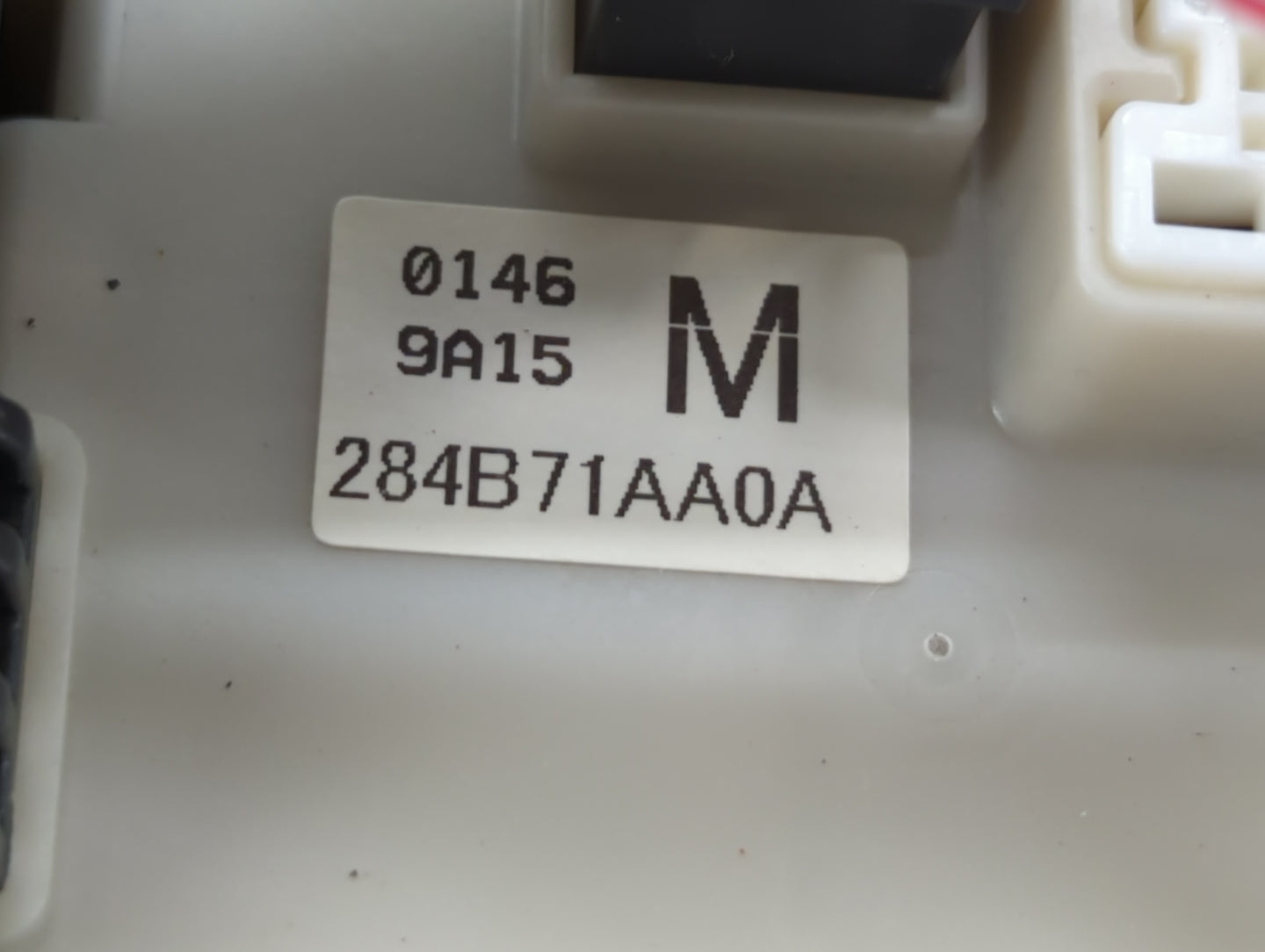 2008-2010 Nissan Altima Fusebox Fuse Box Panel Relay Module P/N:284B71AA0A Fits Fits 2008 2009 2010 OEM Used Auto Parts - Oe